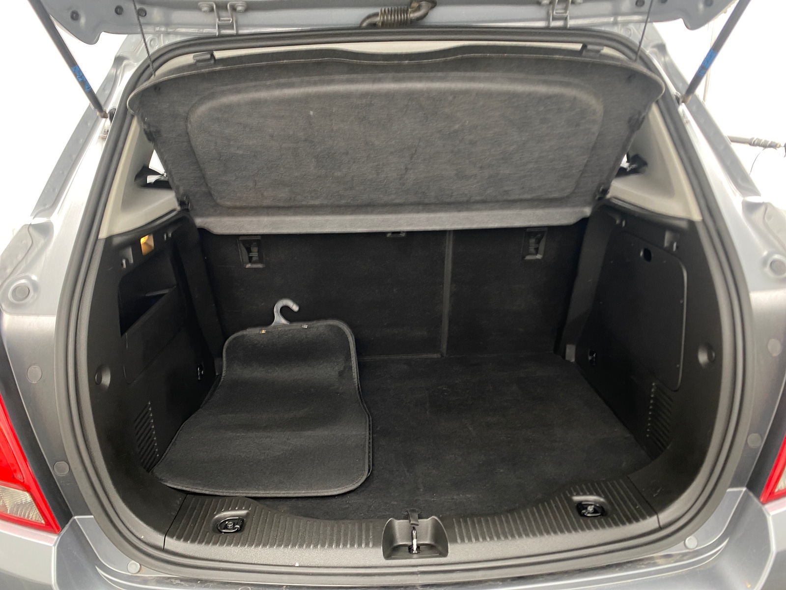 Thumbnail: 2019 Chevrolet Trax - 7