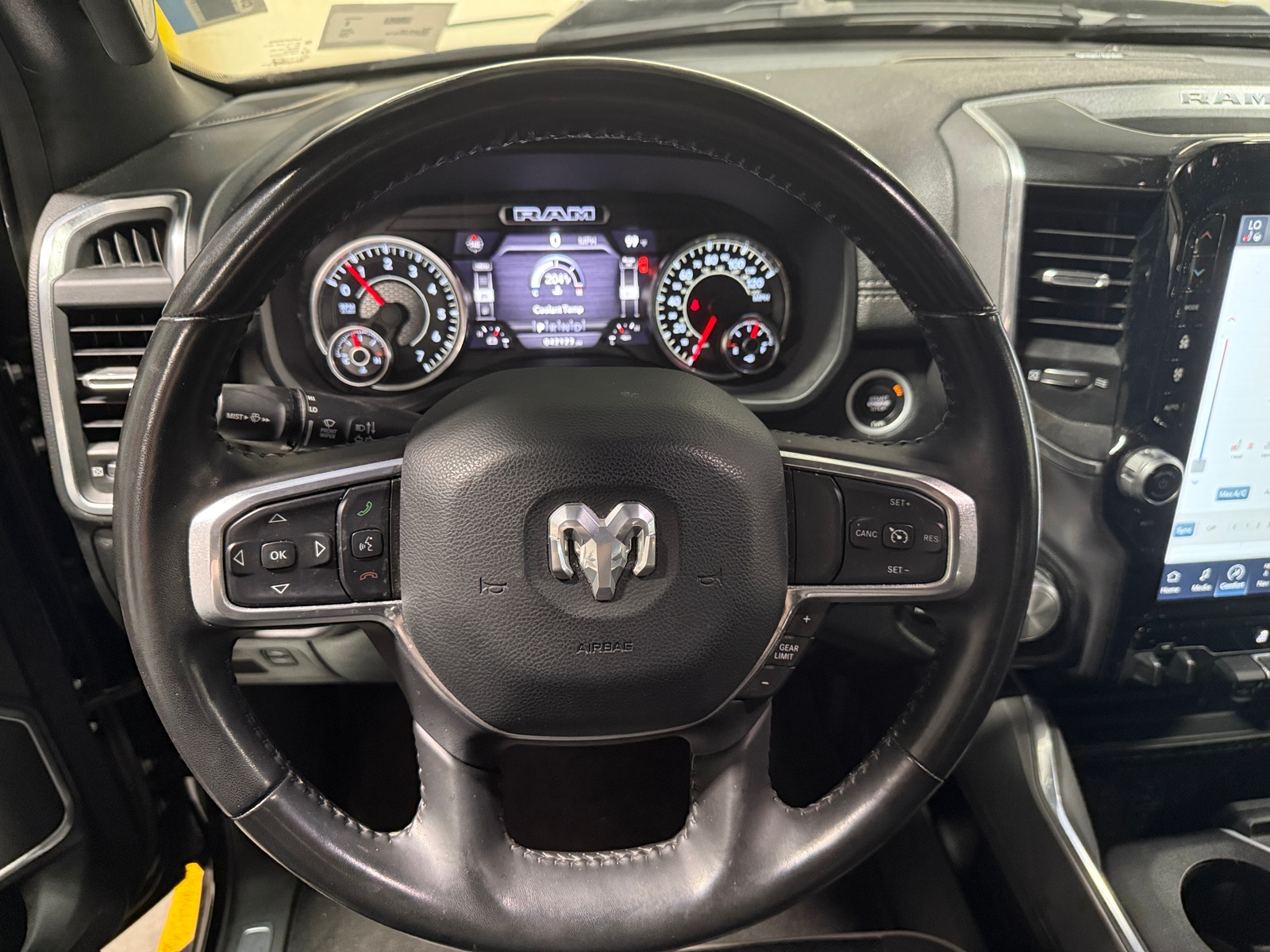 Thumbnail: 2022 RAM 1500 - 4