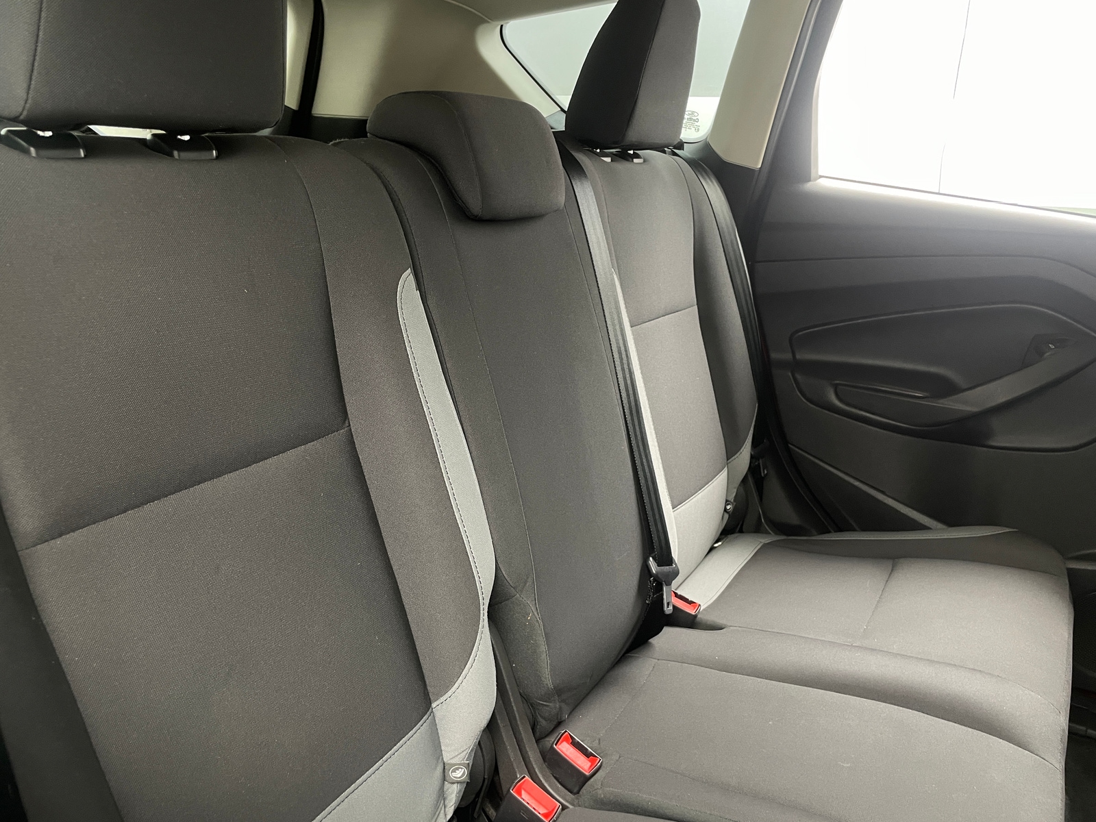 Thumbnail: 2015 Ford Escape - 6