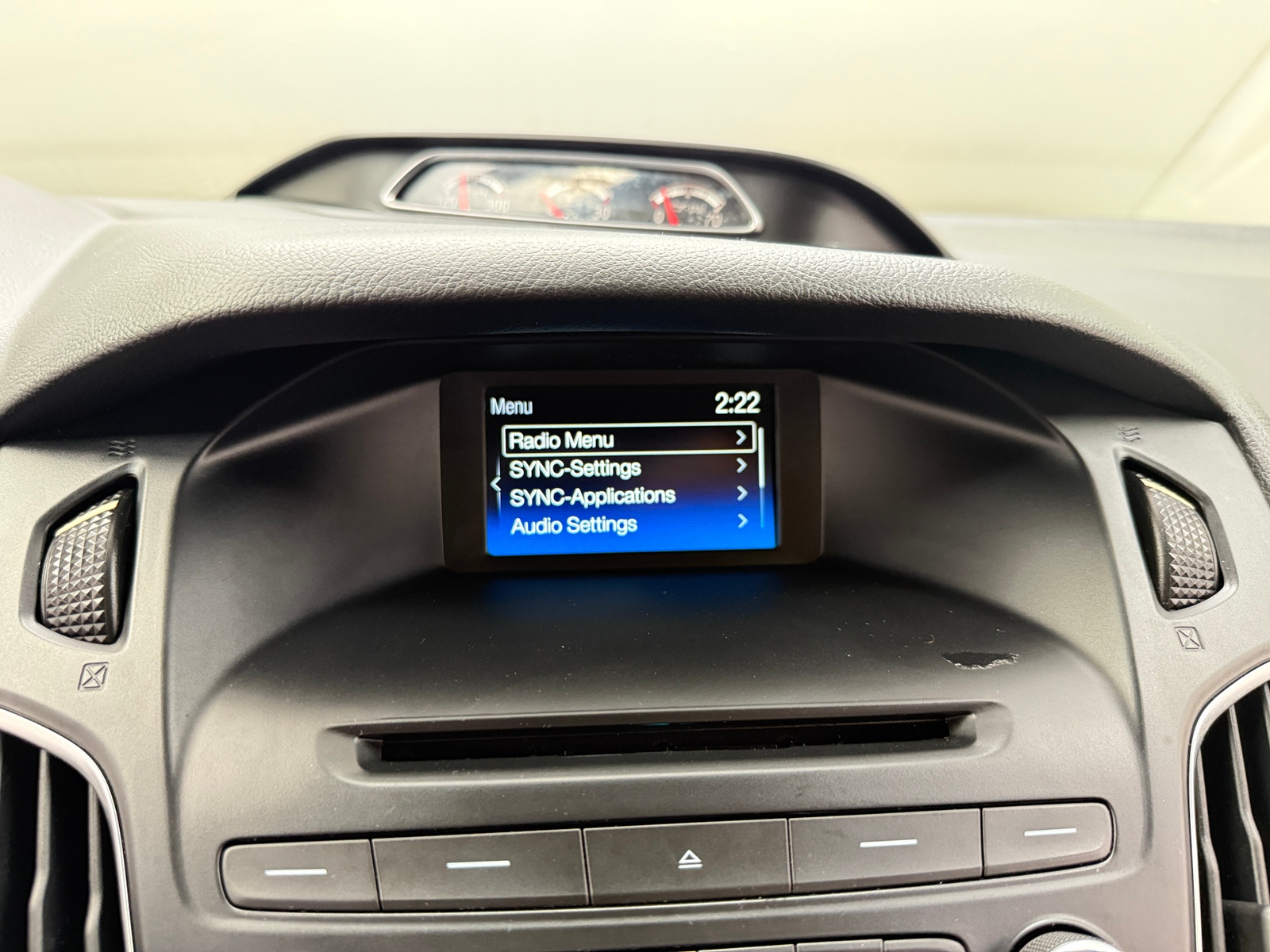 Thumbnail: 2015 Ford Focus - 4