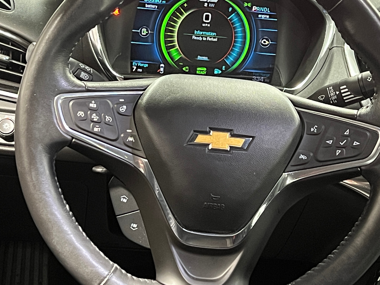 Thumbnail: 2017 Chevrolet Volt - 4