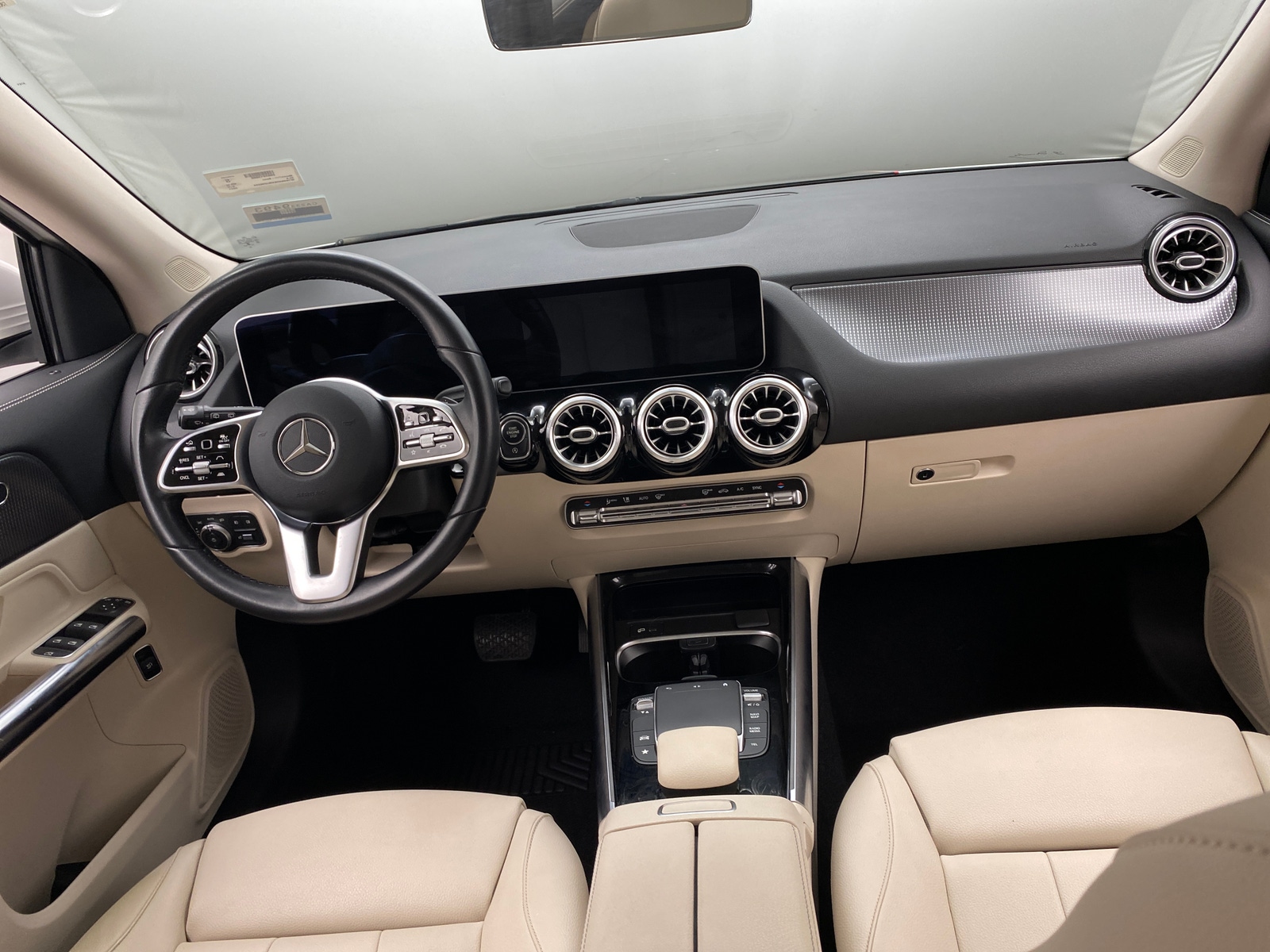 Thumbnail: 2021 Mercedes-Benz GLA - 2