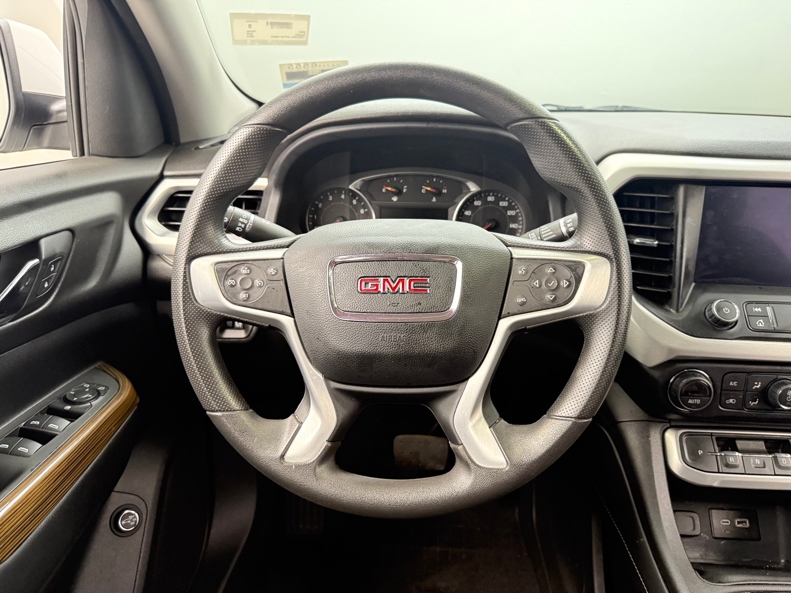 Thumbnail: 2023 GMC Acadia - 5
