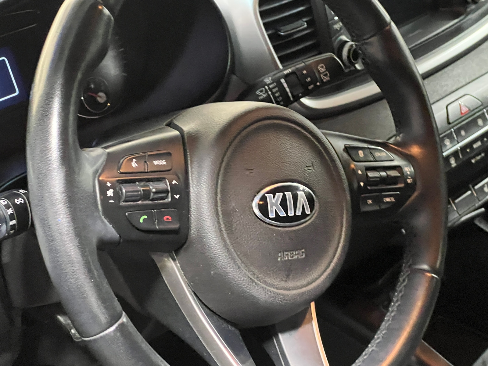Thumbnail: 2018 Kia Sorento - 5