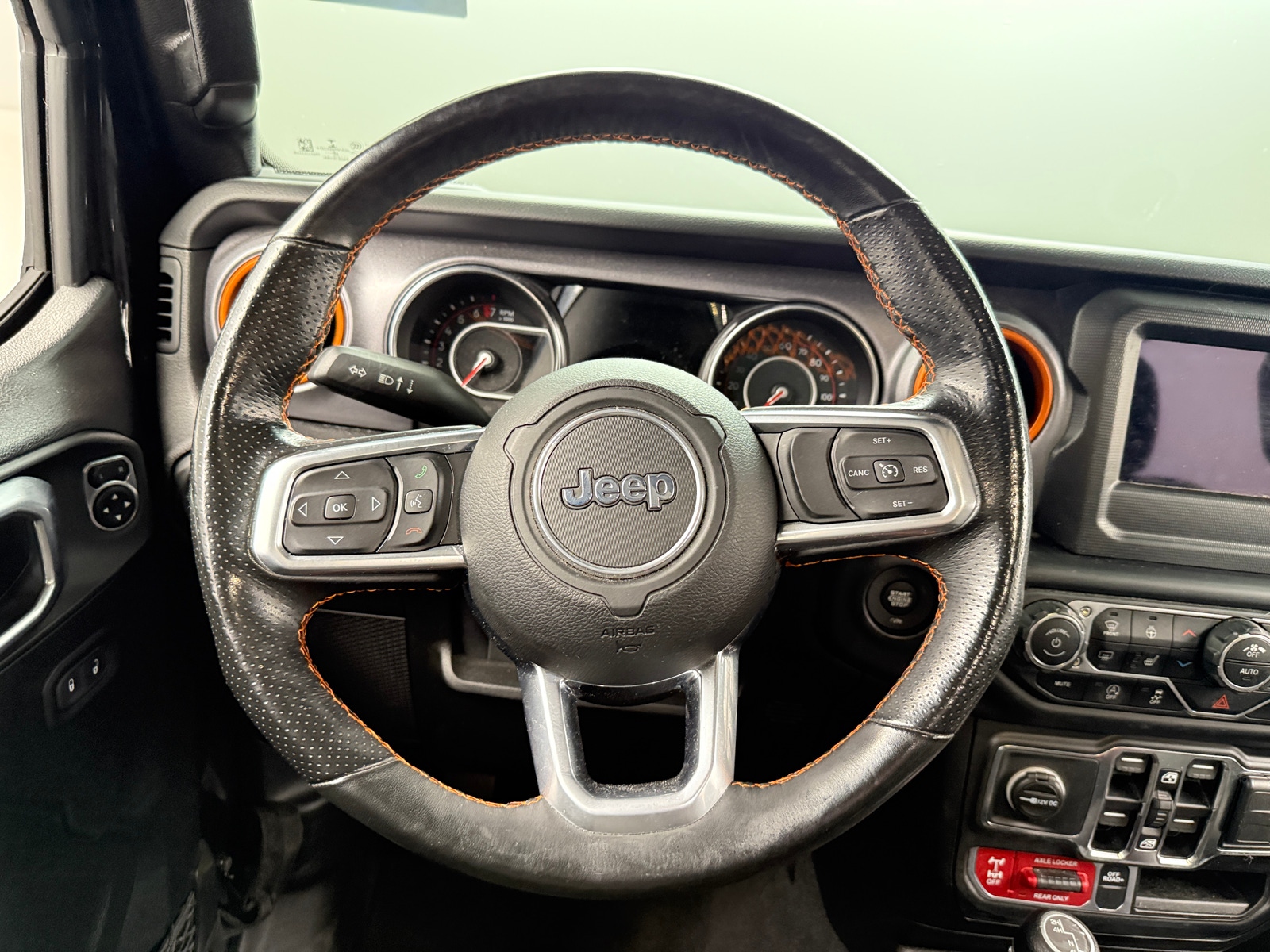 Thumbnail: 2021 Jeep Gladiator - 5