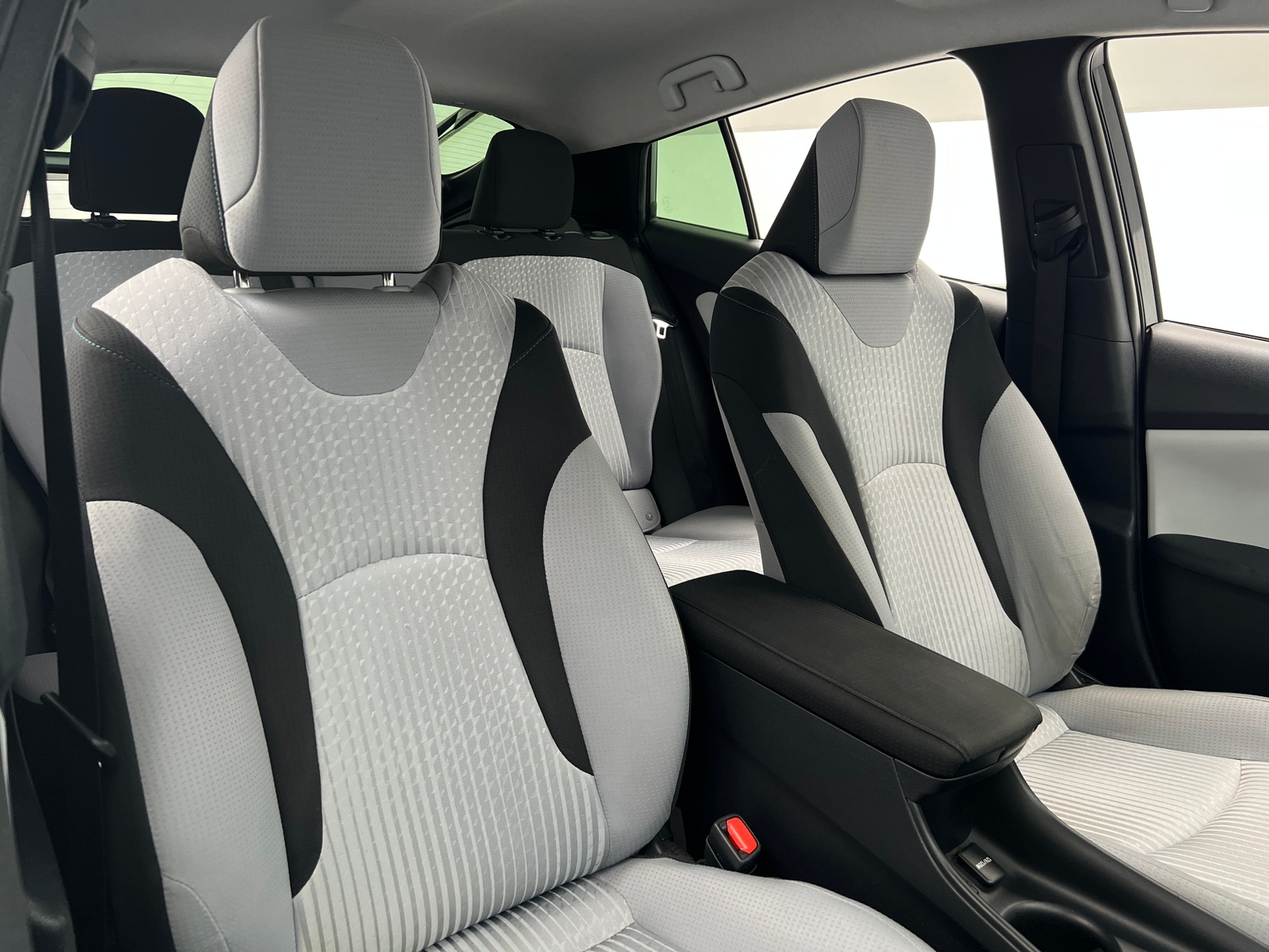 Thumbnail: 2018 Toyota Prius - 2