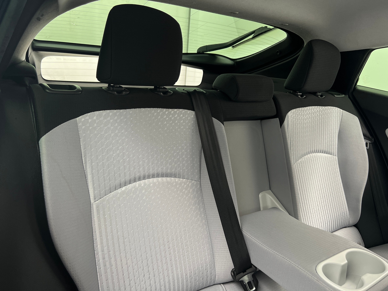 Thumbnail: 2018 Toyota Prius - 6