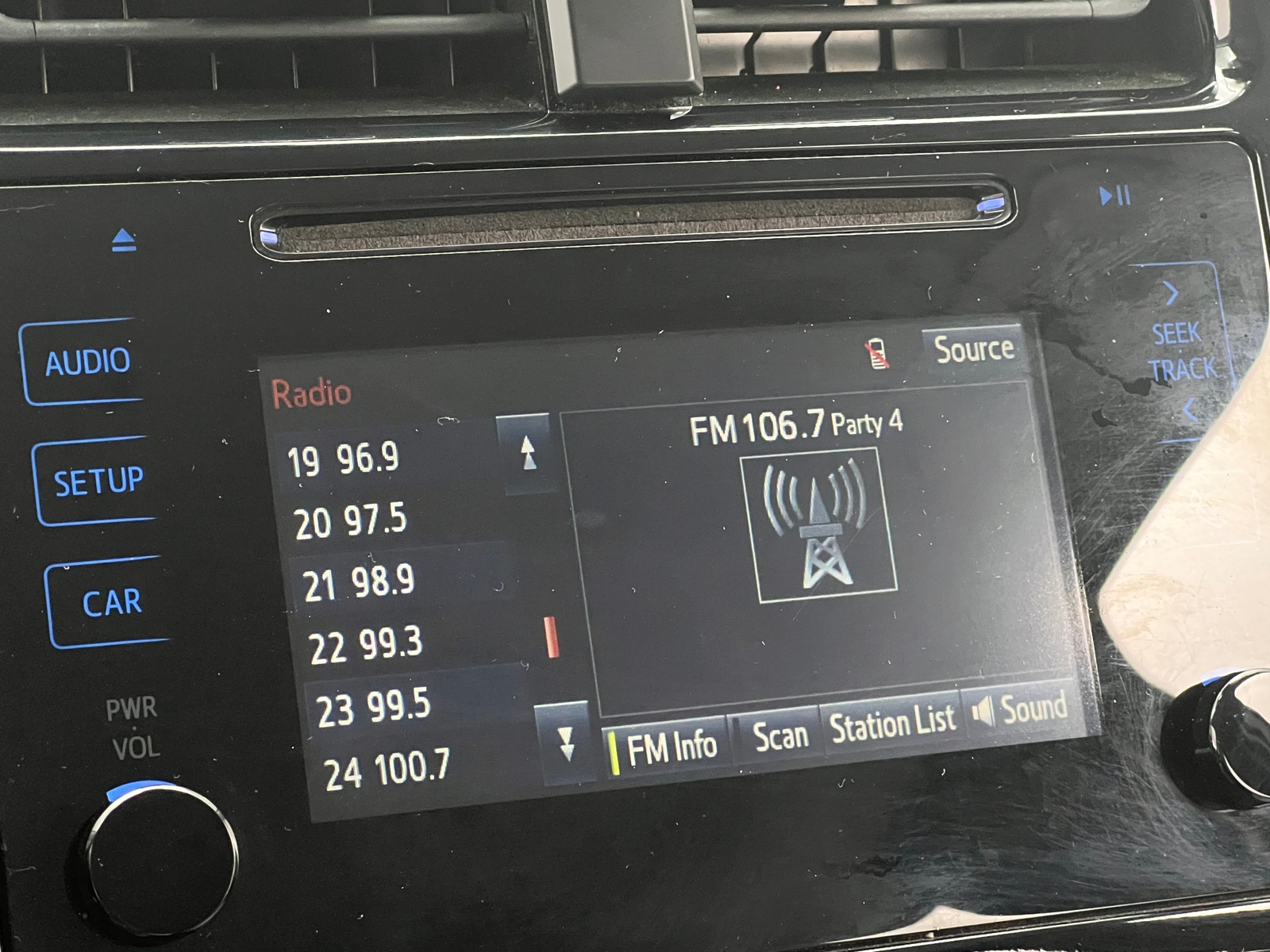 Thumbnail: 2018 Toyota Prius - 4