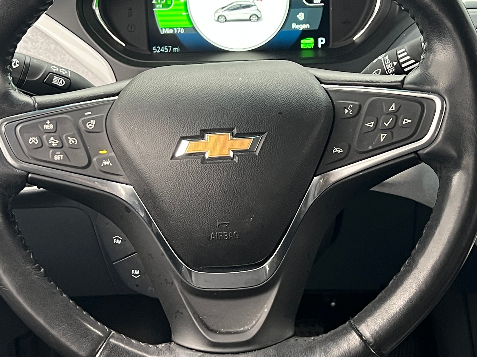 Thumbnail: 2019 Chevrolet Bolt EV - 4
