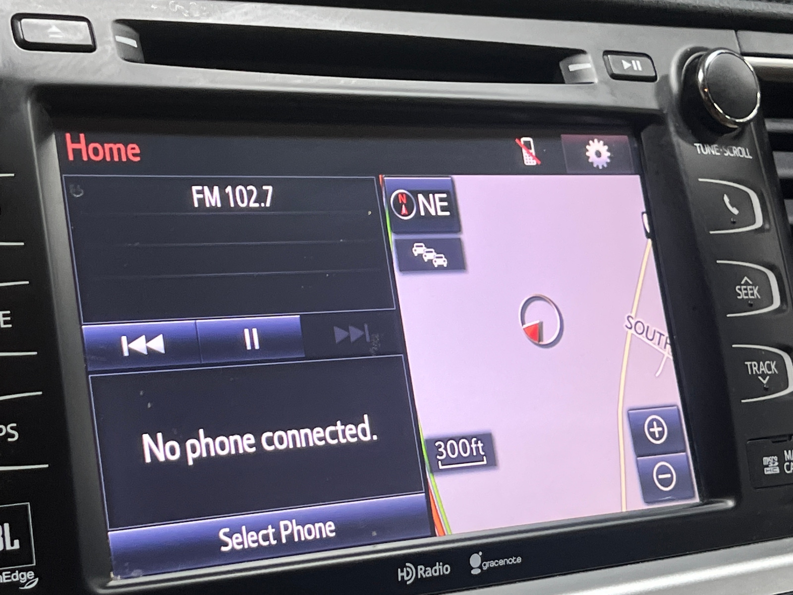 Thumbnail: 2015 Toyota Highlander - 4