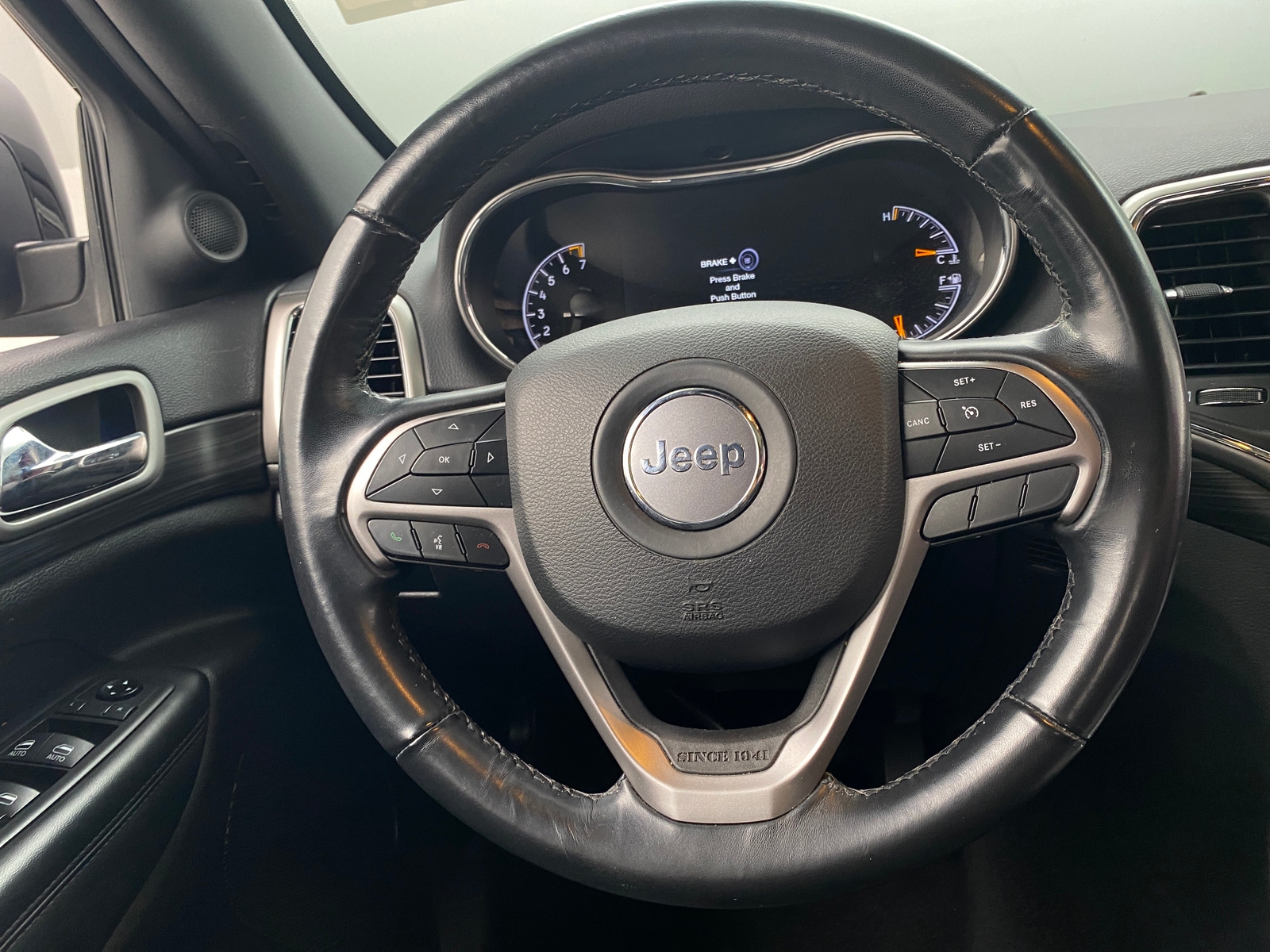 Thumbnail: 2021 Jeep Grand Cherokee - 5