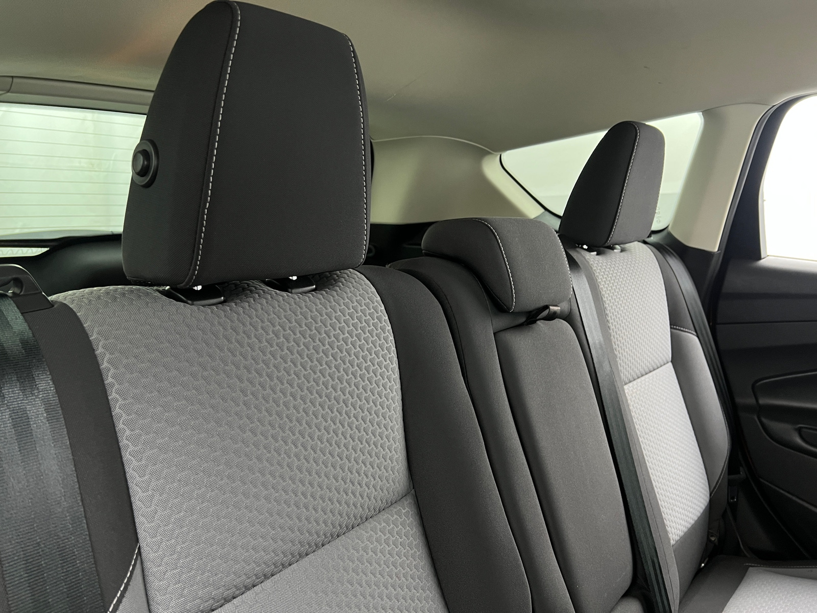 Thumbnail: 2017 Ford Escape - 6