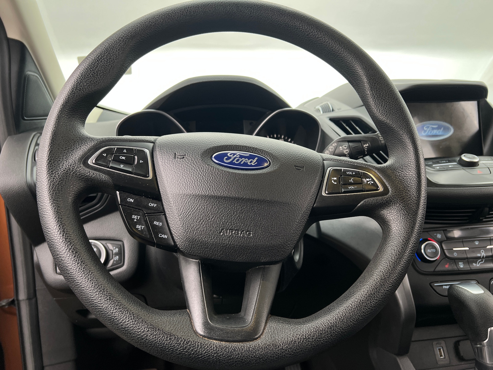 Thumbnail: 2017 Ford Escape - 5