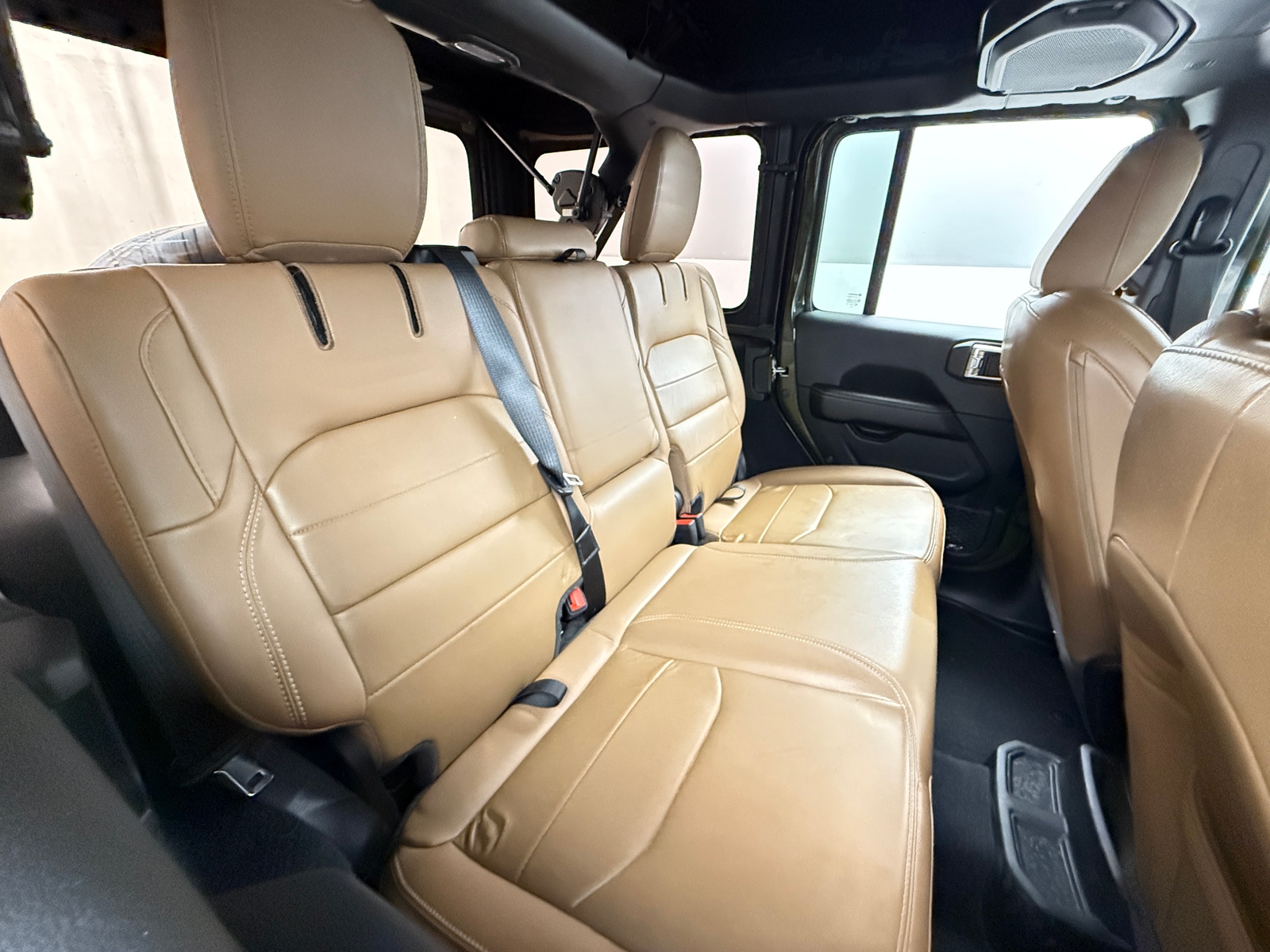 Thumbnail: 2021 Jeep Wrangler - 5