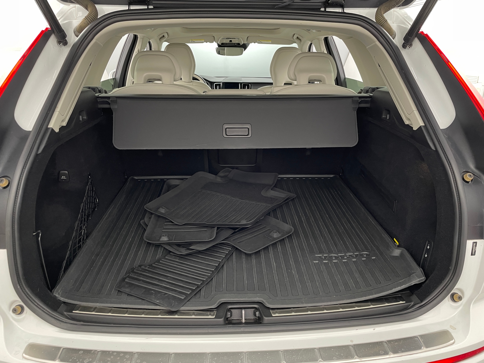 Thumbnail: 2019 Volvo XC60 - 6