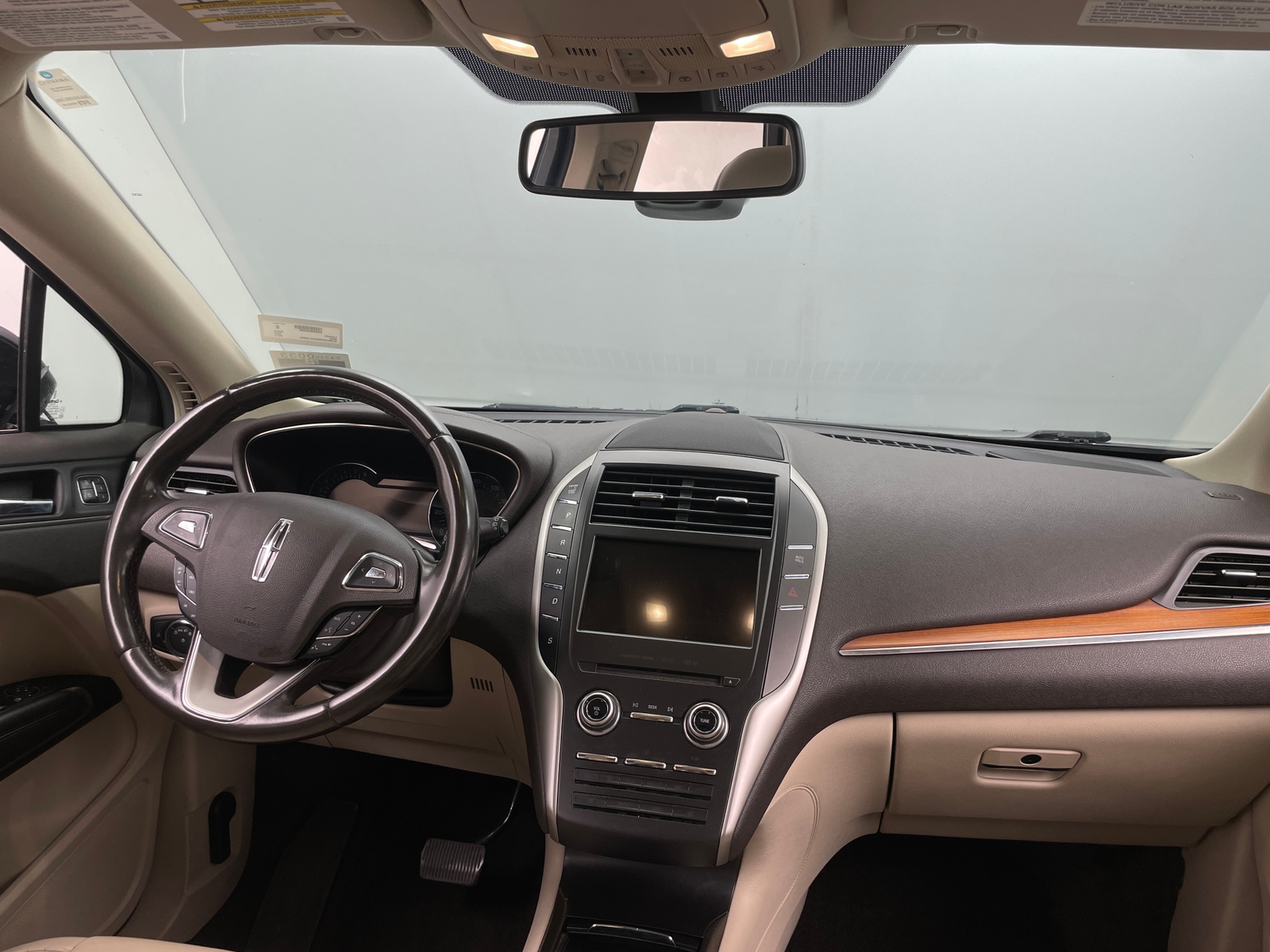 Thumbnail: 2017 Lincoln MKC - 2