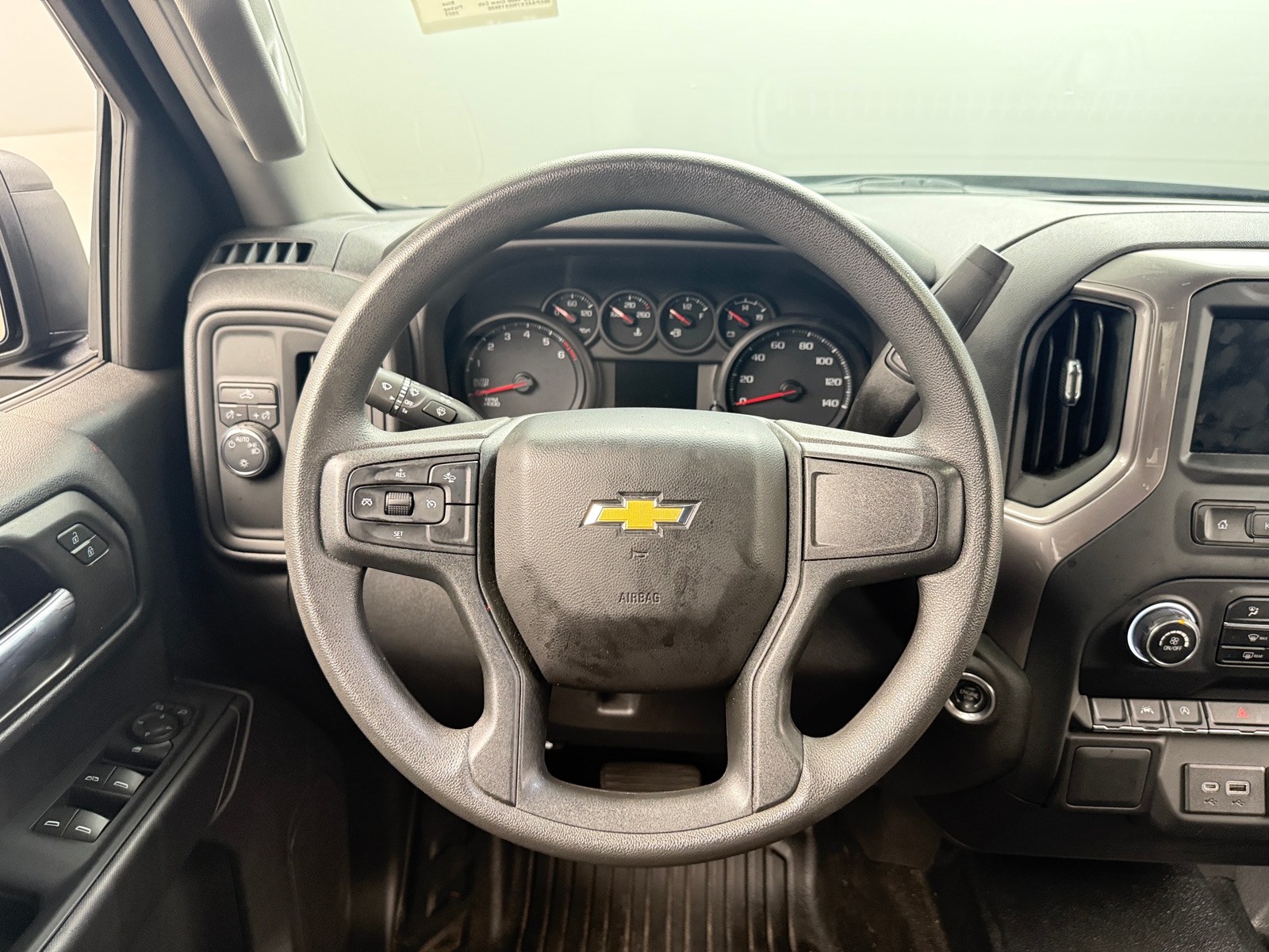 Thumbnail: 2022 Chevrolet Silverado 1500 - 5