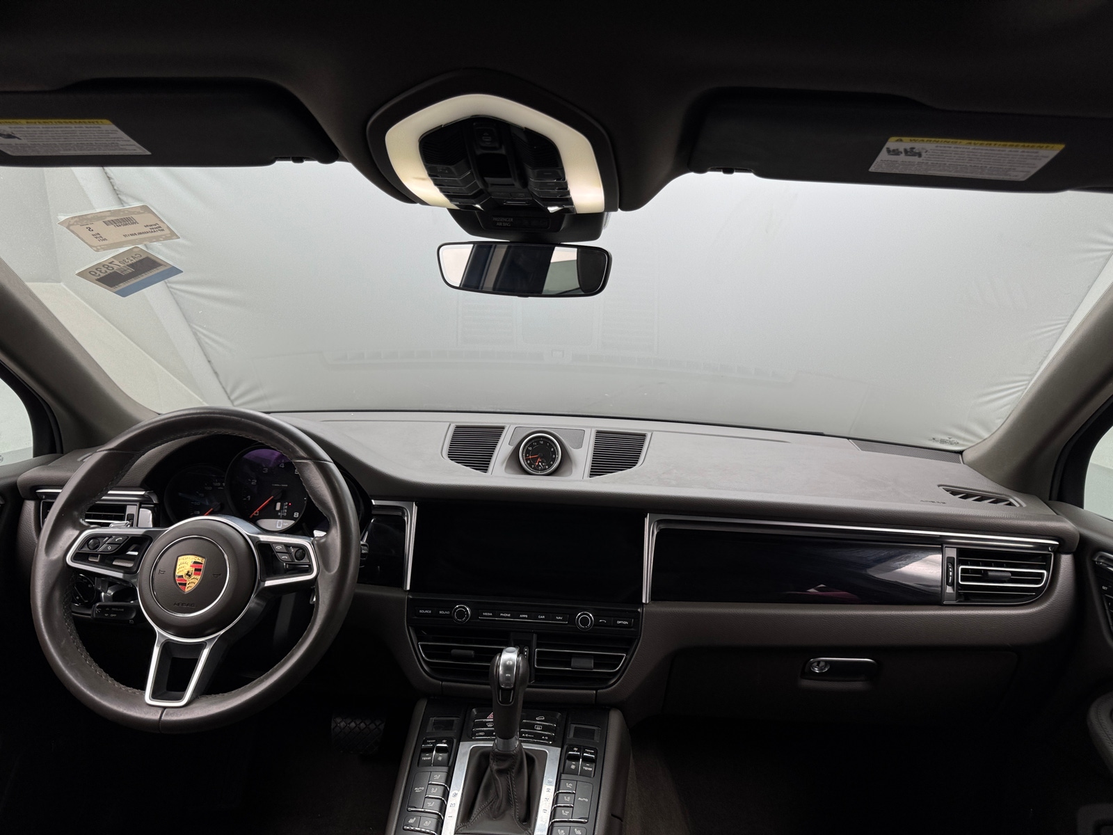 Thumbnail: 2021 Porsche Macan - 2