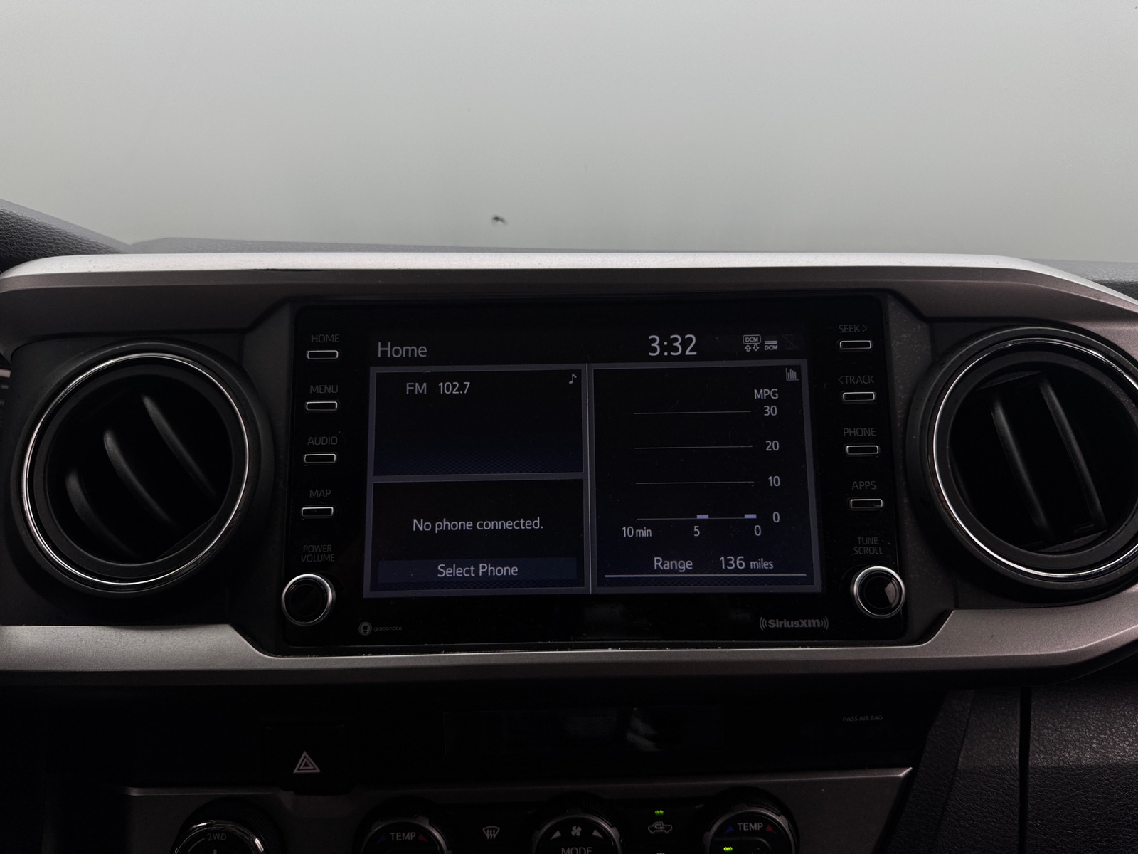 Thumbnail: 2021 Toyota Tacoma - 4