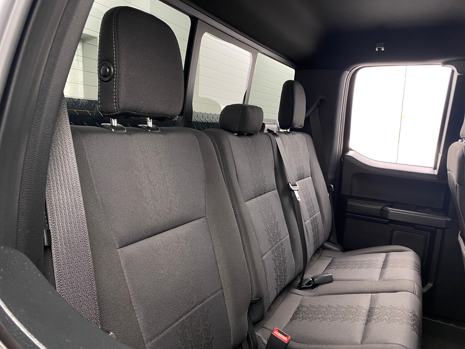 Thumbnail: 2019 Ford Econoline - 6