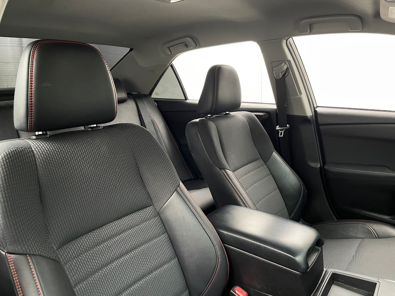 Thumbnail: 2016 Toyota Camry - 2
