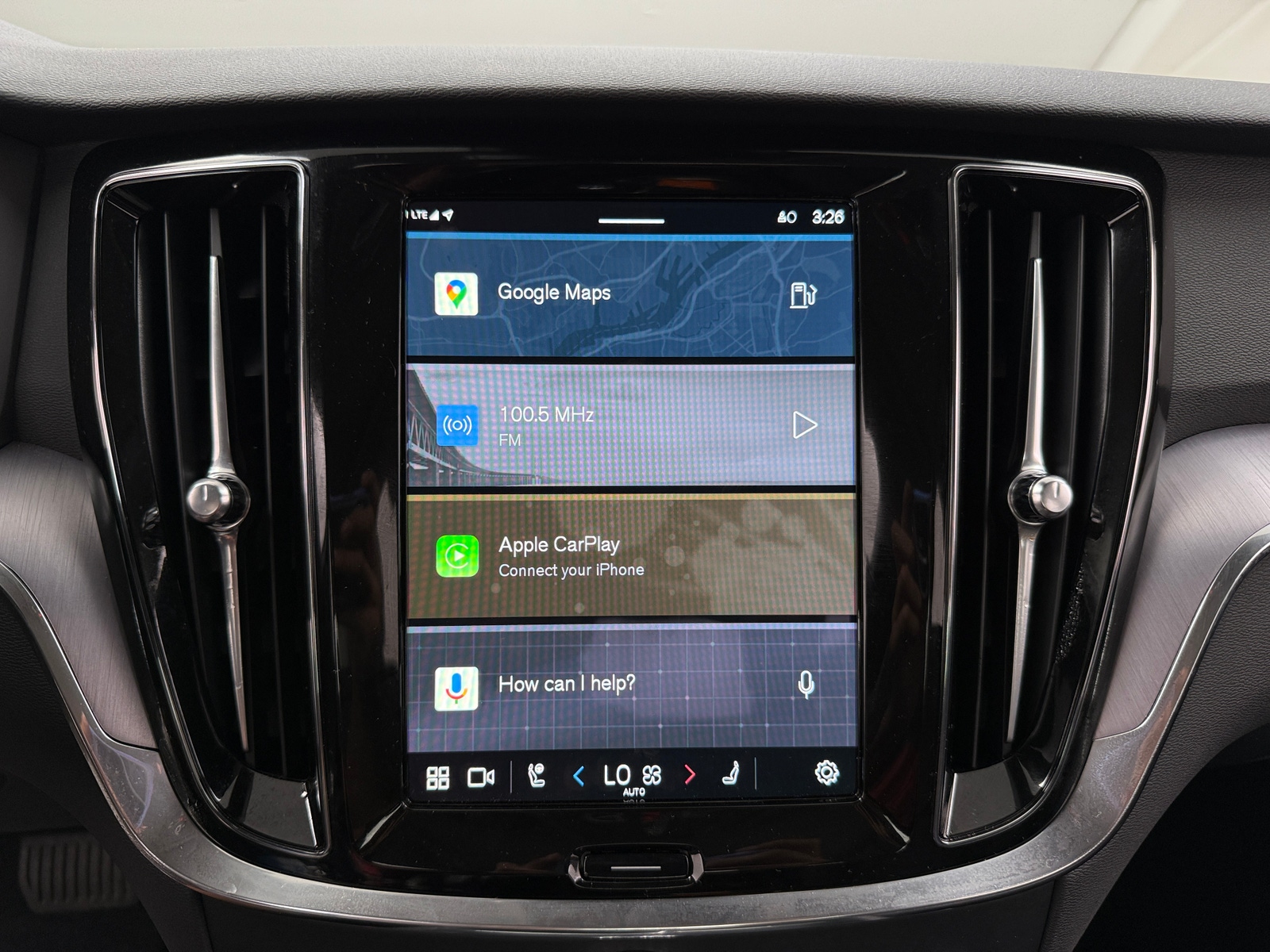Thumbnail: 2025 Volvo S60 - 3