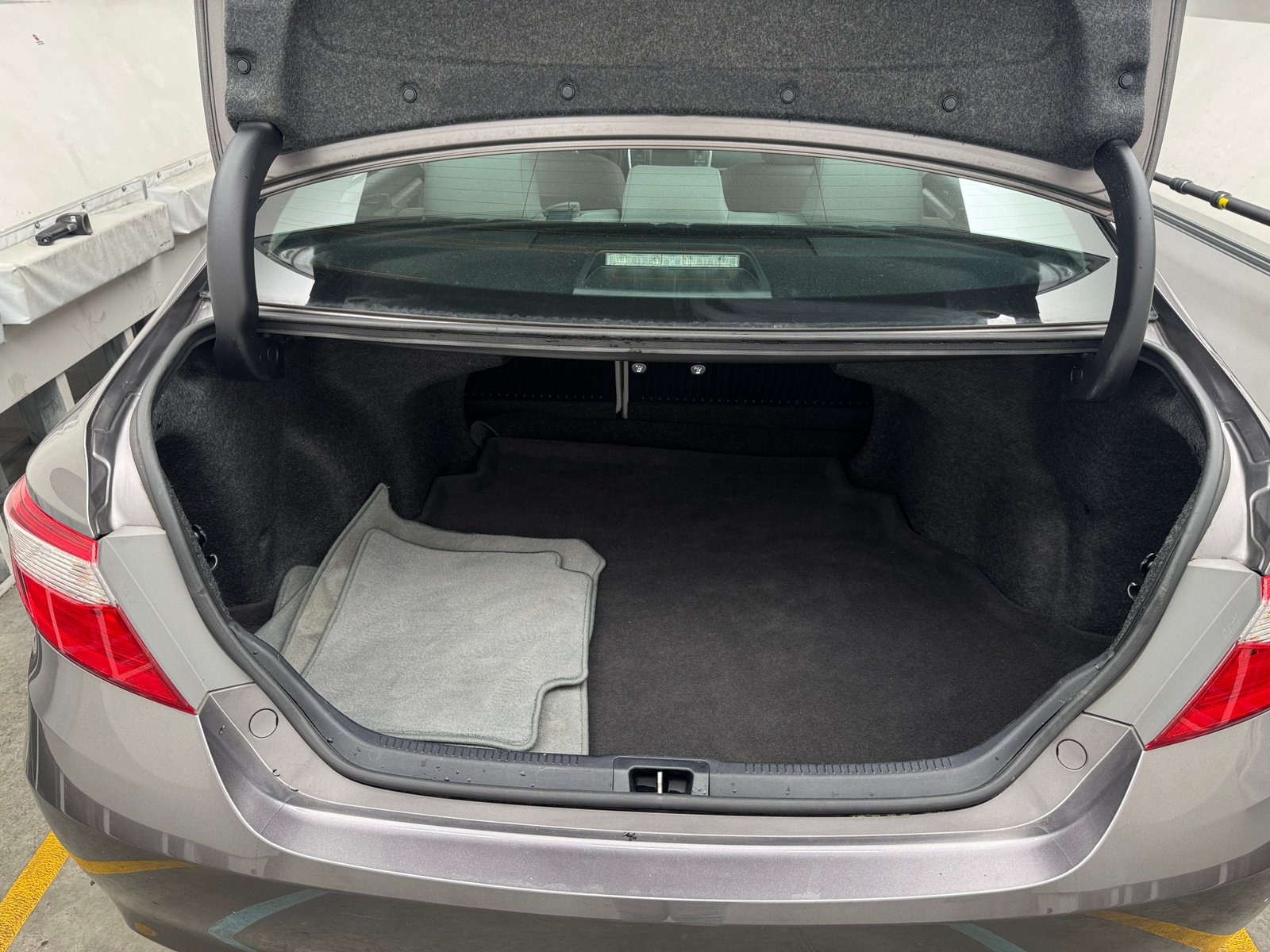 Thumbnail: 2015 Toyota Camry - 7