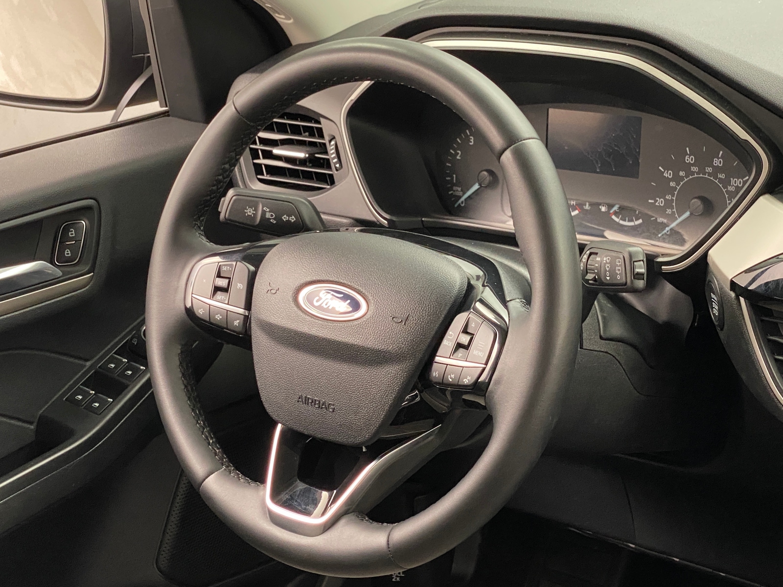 Thumbnail: 2021 Ford Escape - 5