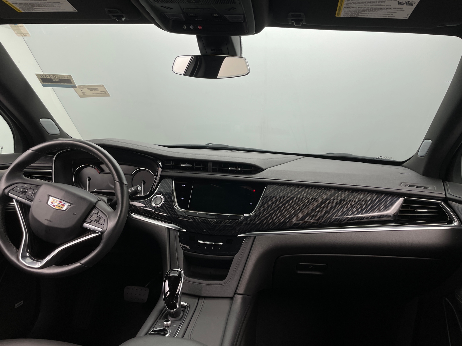 Thumbnail: 2025 Cadillac XT6 - 2