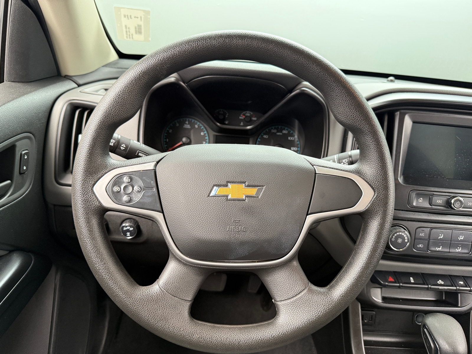 Thumbnail: 2022 Chevrolet Colorado - 5
