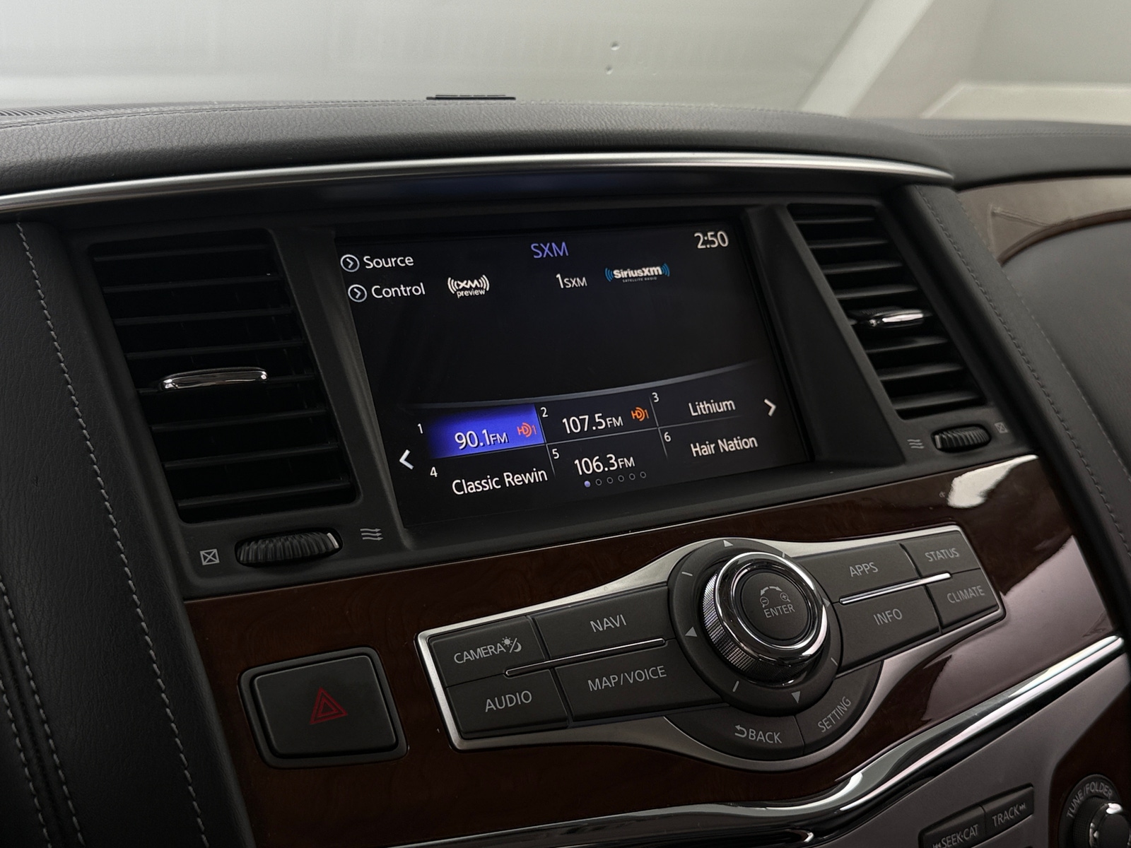 Thumbnail: 2019 INFINITI QX80 - 3