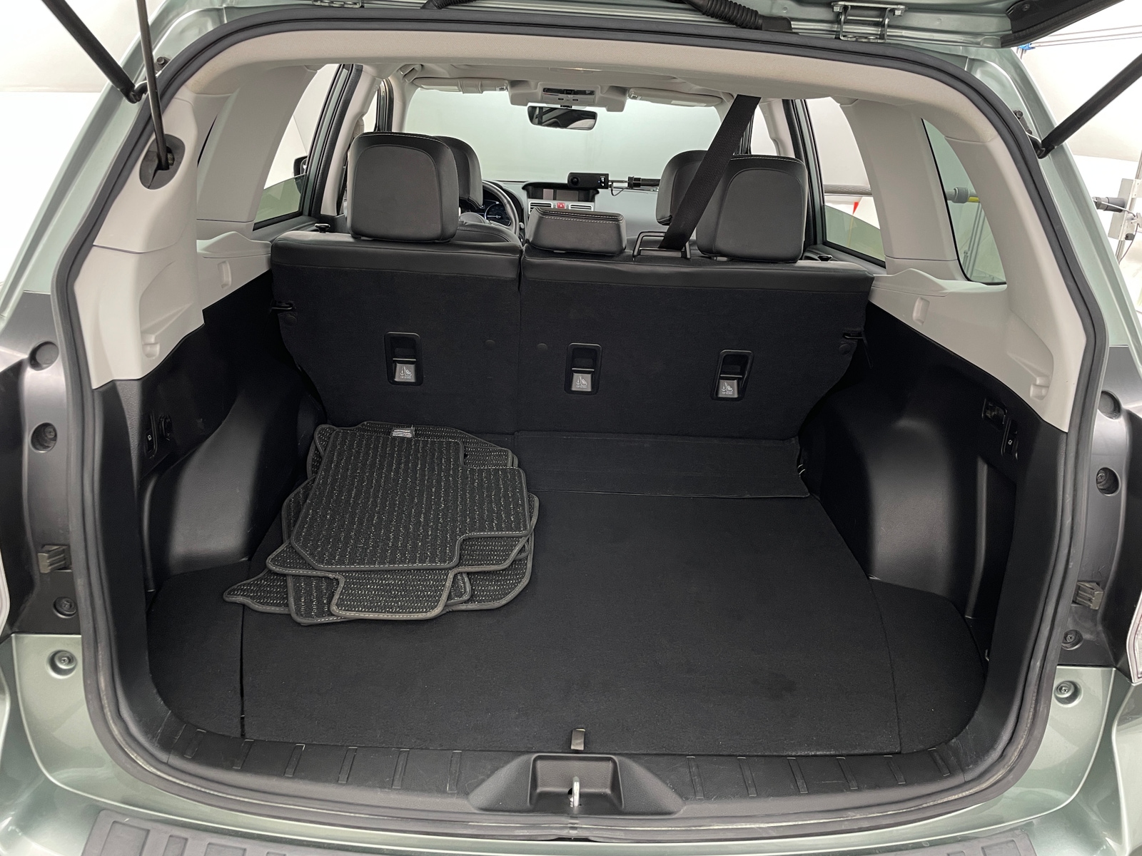 Thumbnail: 2018 Subaru Forester - 6