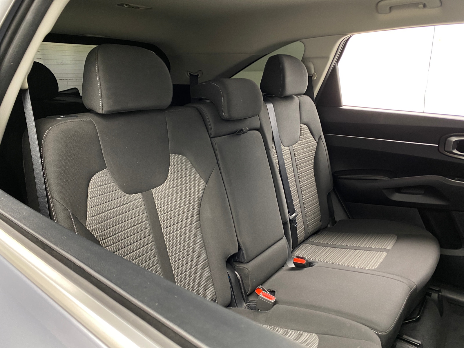Thumbnail: 2022 Kia Sorento - 6