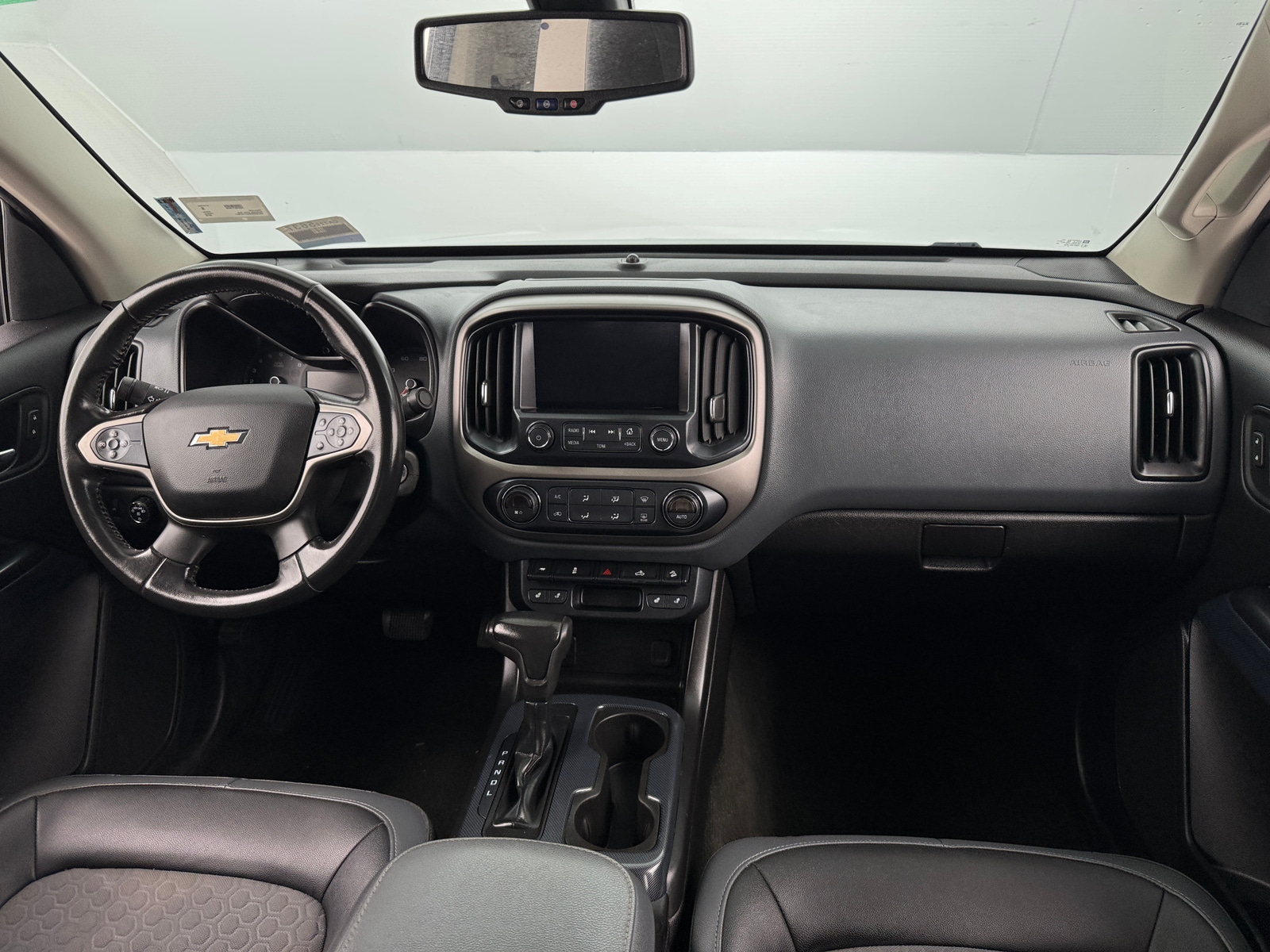 Thumbnail: 2018 Chevrolet Colorado - 3