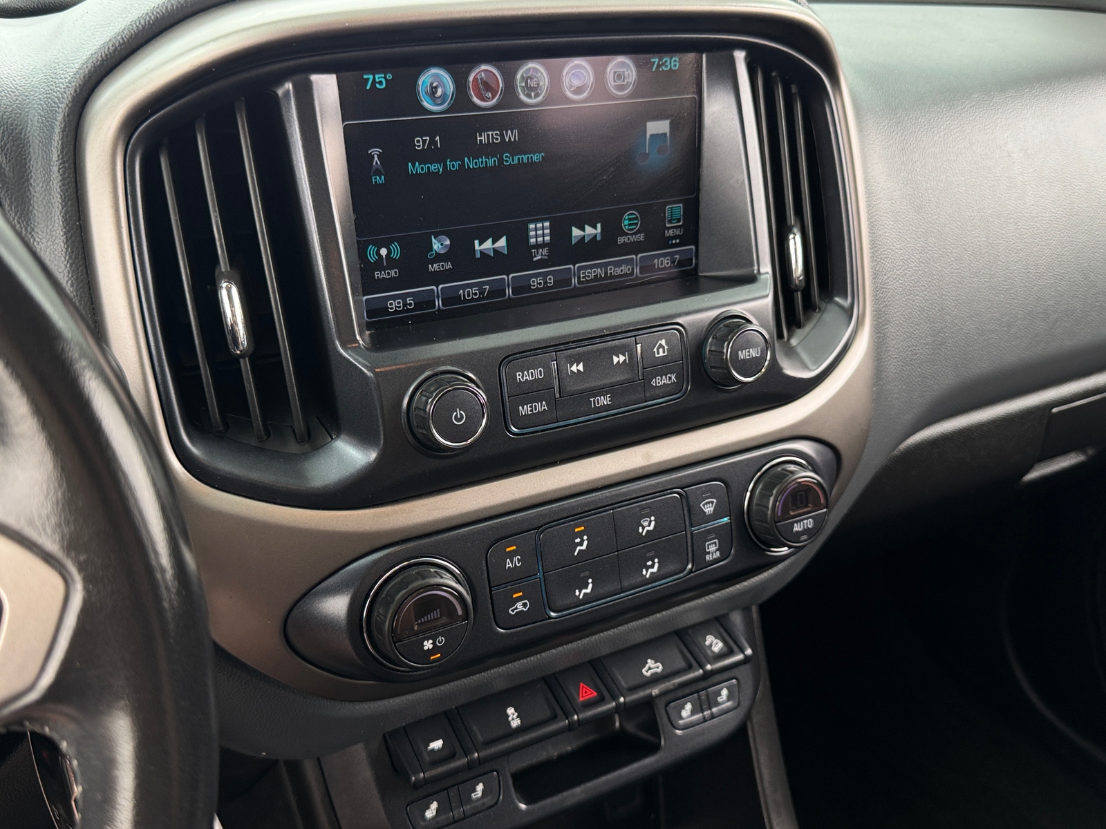 Thumbnail: 2018 Chevrolet Colorado - 4
