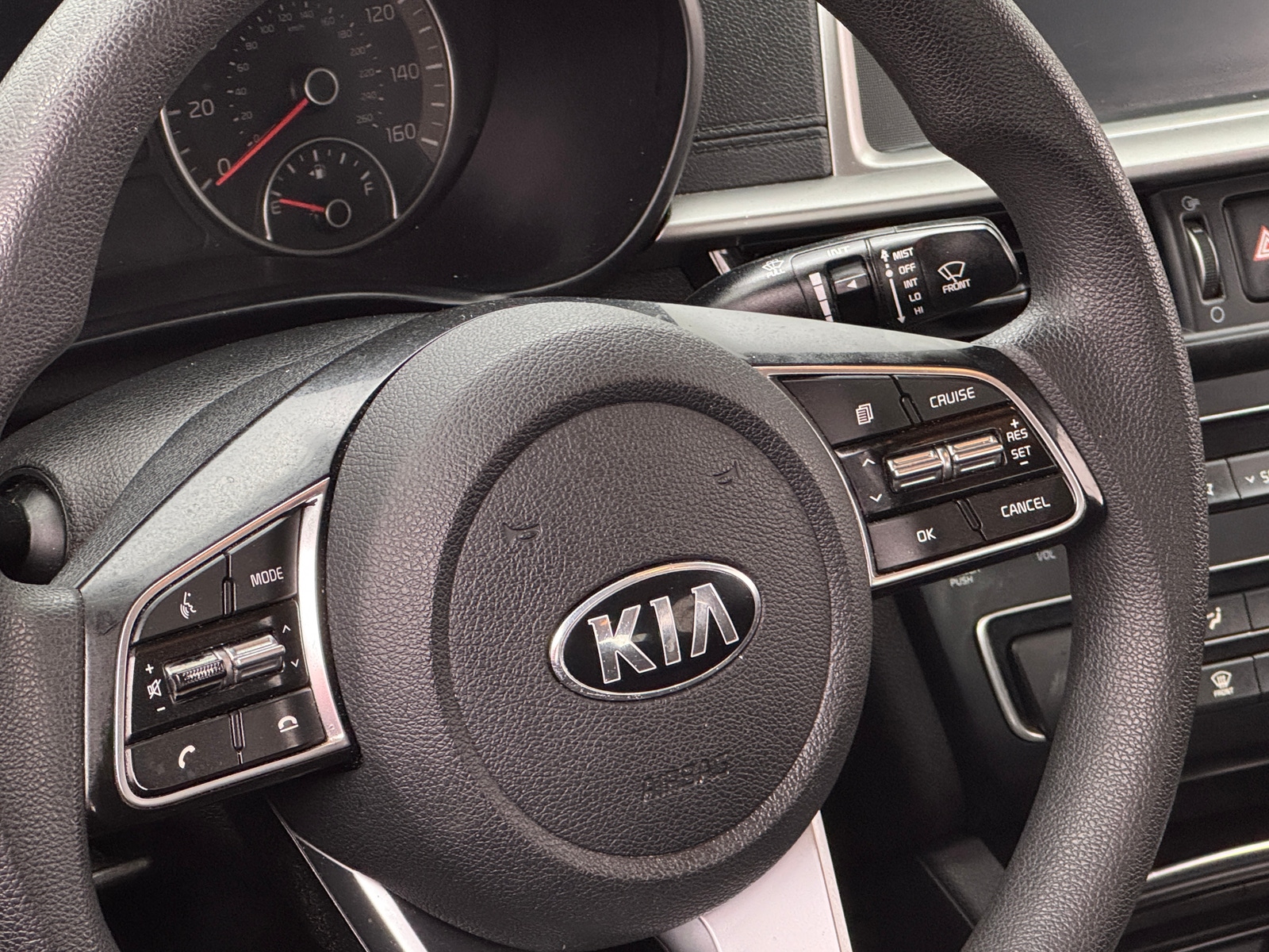 Thumbnail: 2020 Kia Optima - 5