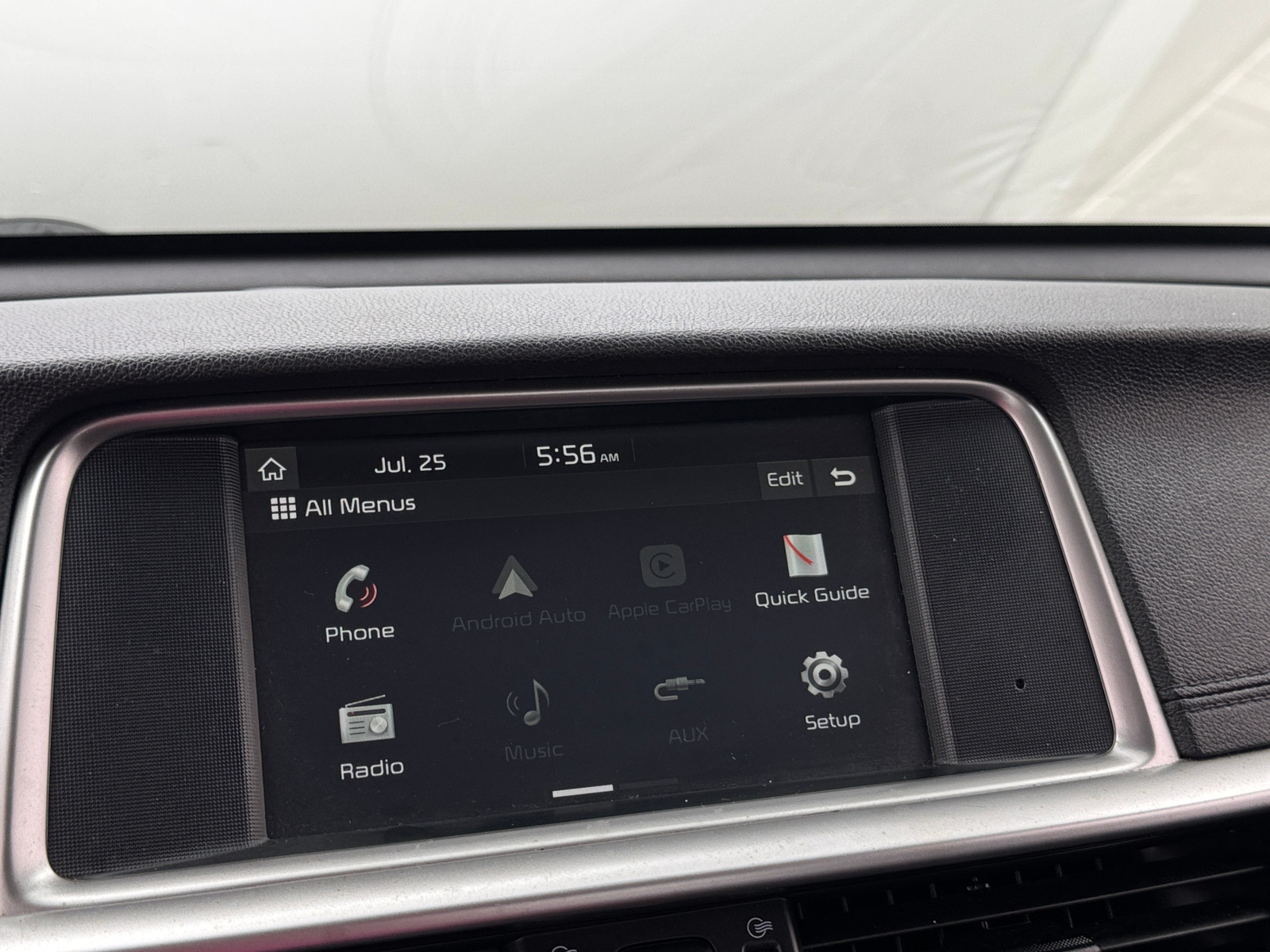 Thumbnail: 2020 Kia Optima - 4