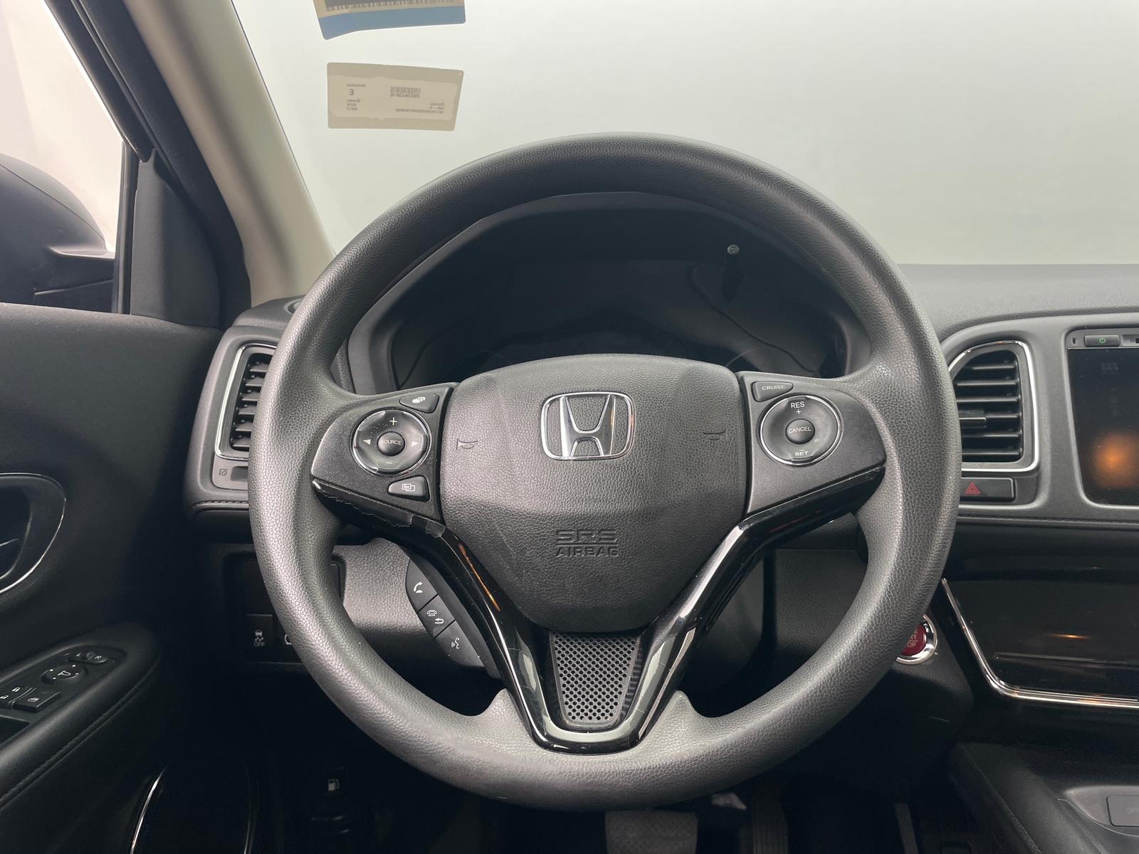 Thumbnail: 2017 Honda HR-V - 5