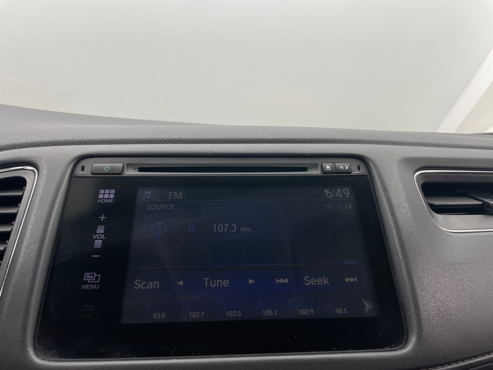 Thumbnail: 2017 Honda HR-V - 4