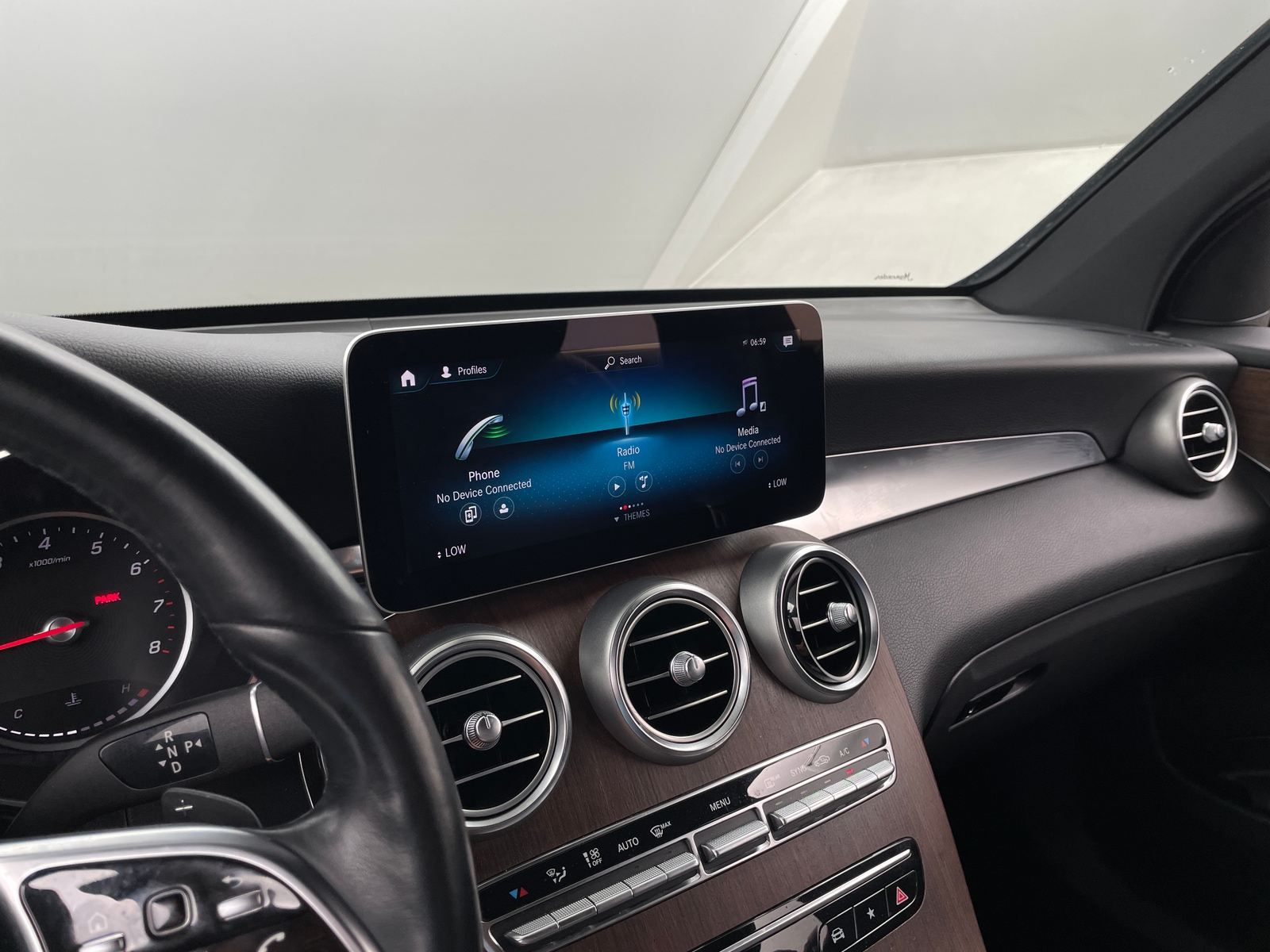 Thumbnail: 2021 Mercedes-Benz GLC - 3