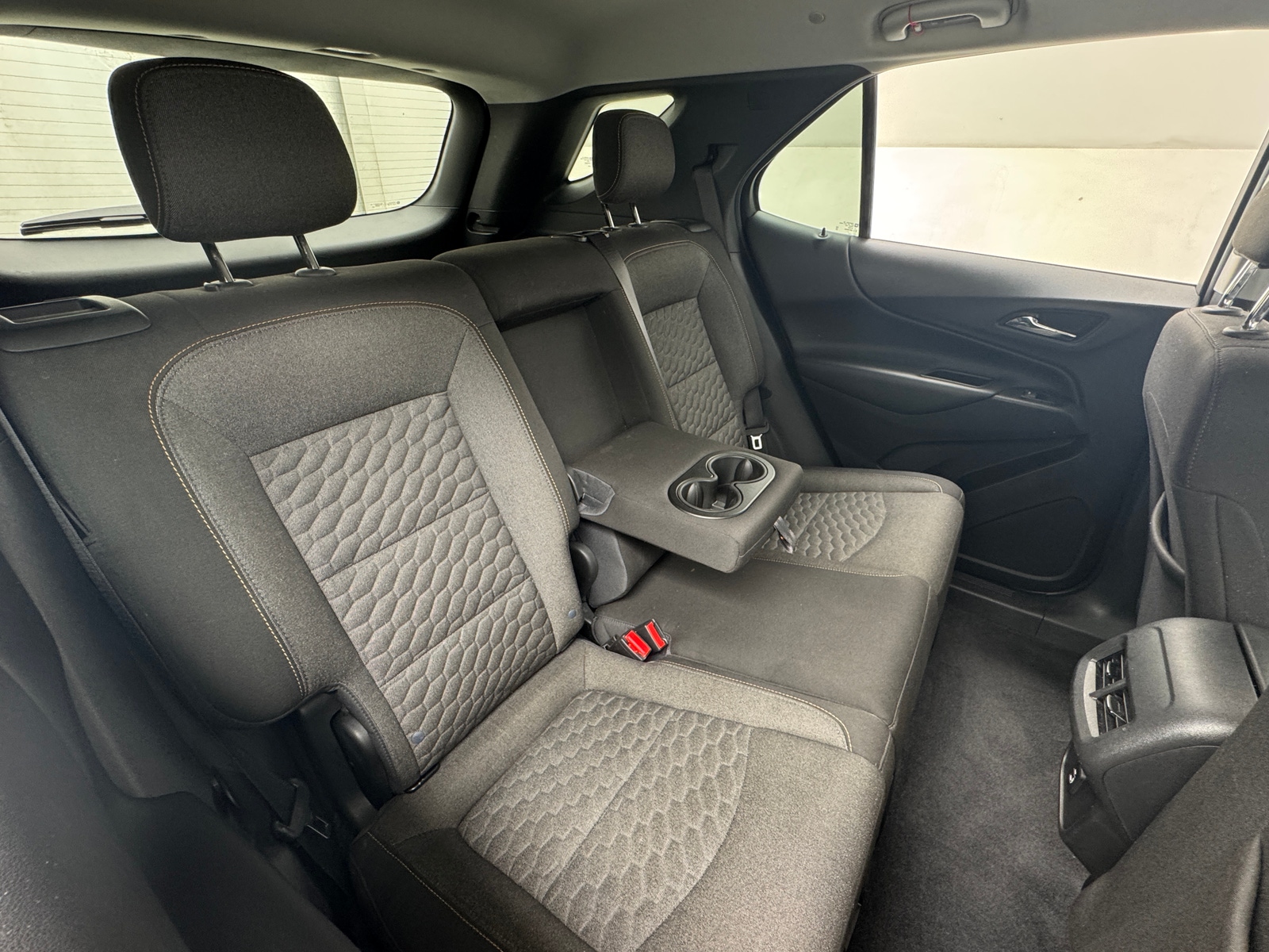 Thumbnail: 2020 Chevrolet Equinox - 6
