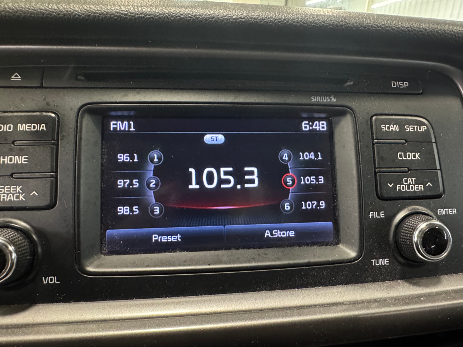 Thumbnail: 2016 Kia Optima - 4
