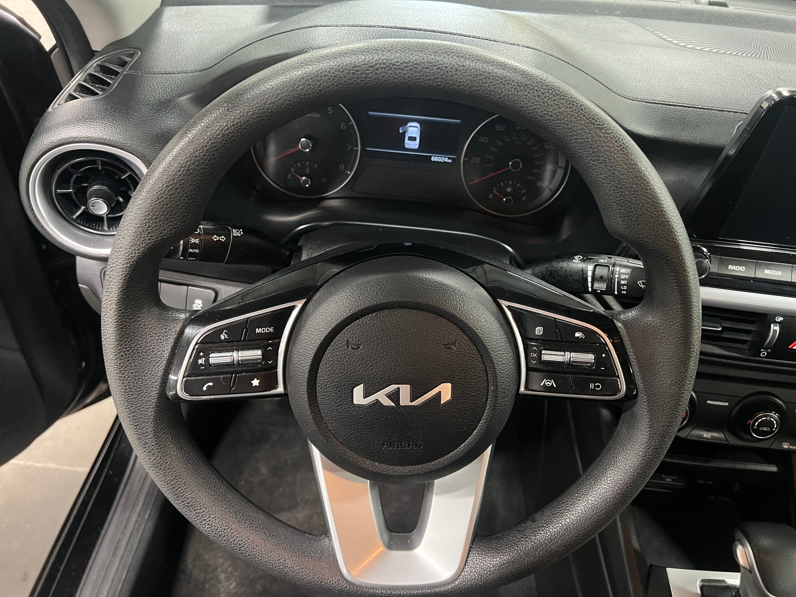 Thumbnail: 2023 Kia Forte - 5