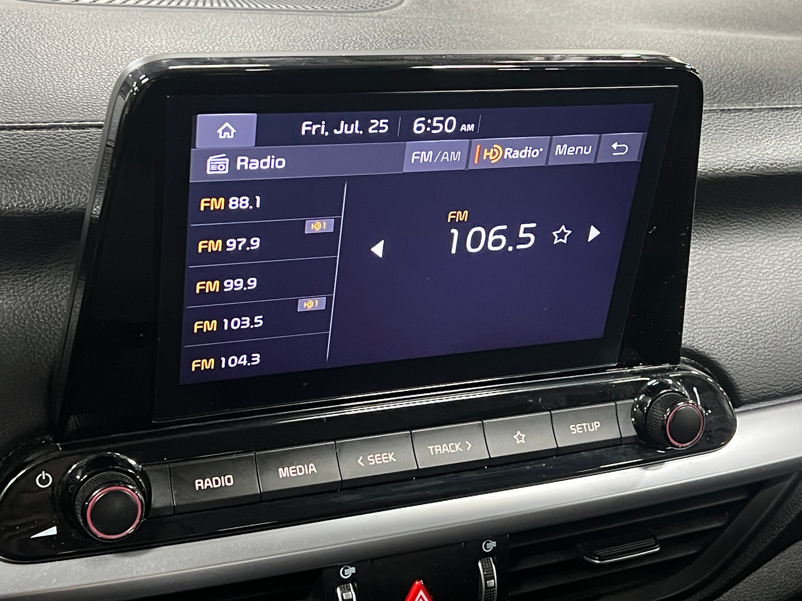 Thumbnail: 2023 Kia Forte - 4