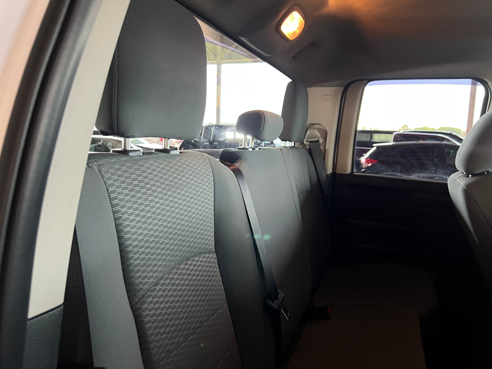Thumbnail: 2019 RAM 1500 Classic - 6
