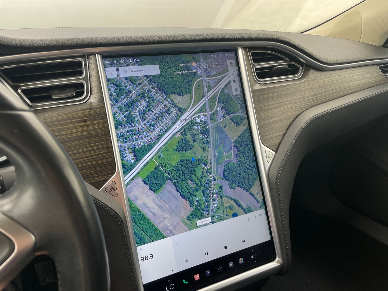 Thumbnail: 2015 Tesla Model S - 3