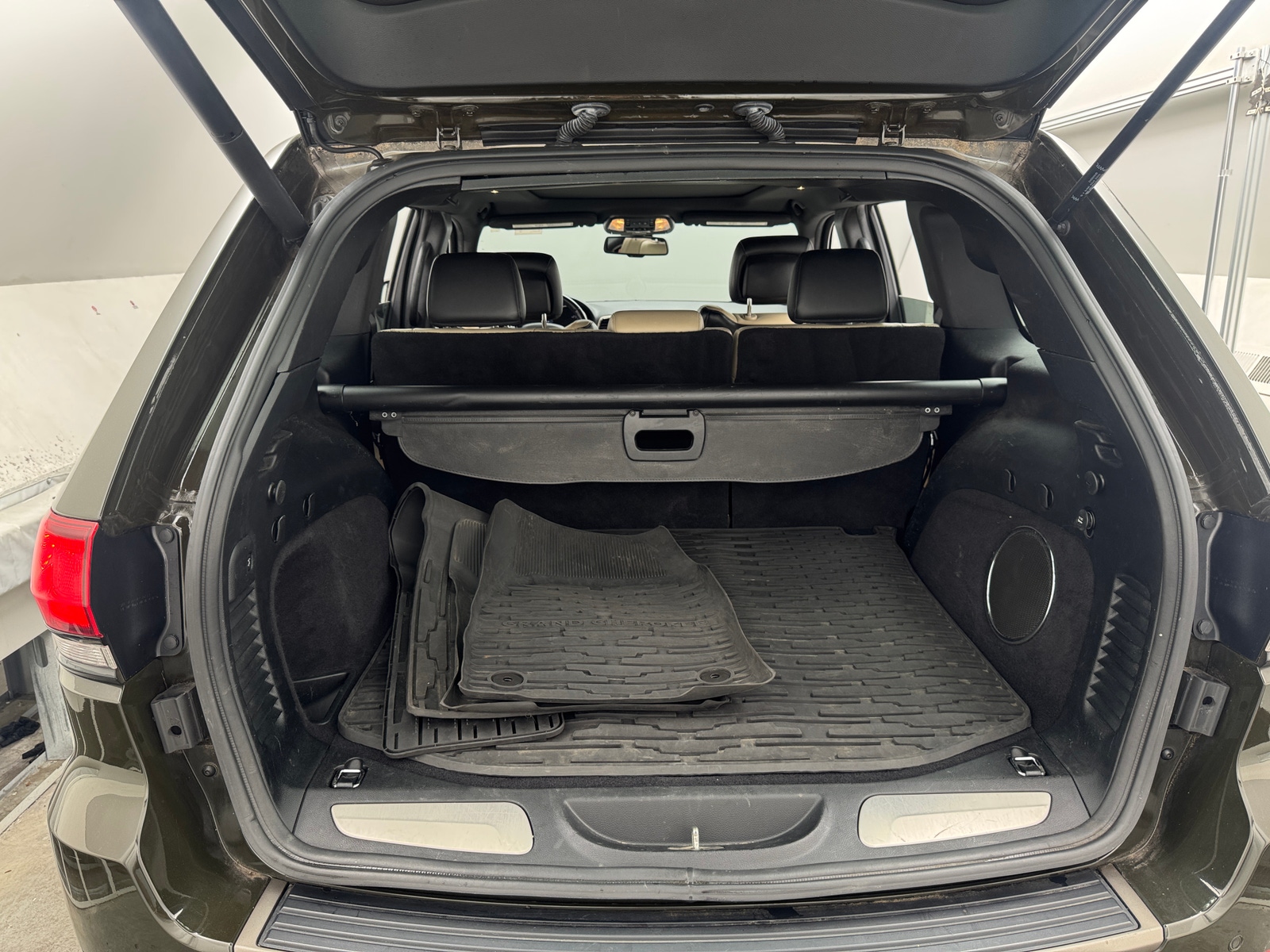 Thumbnail: 2016 Jeep Grand Cherokee - 6