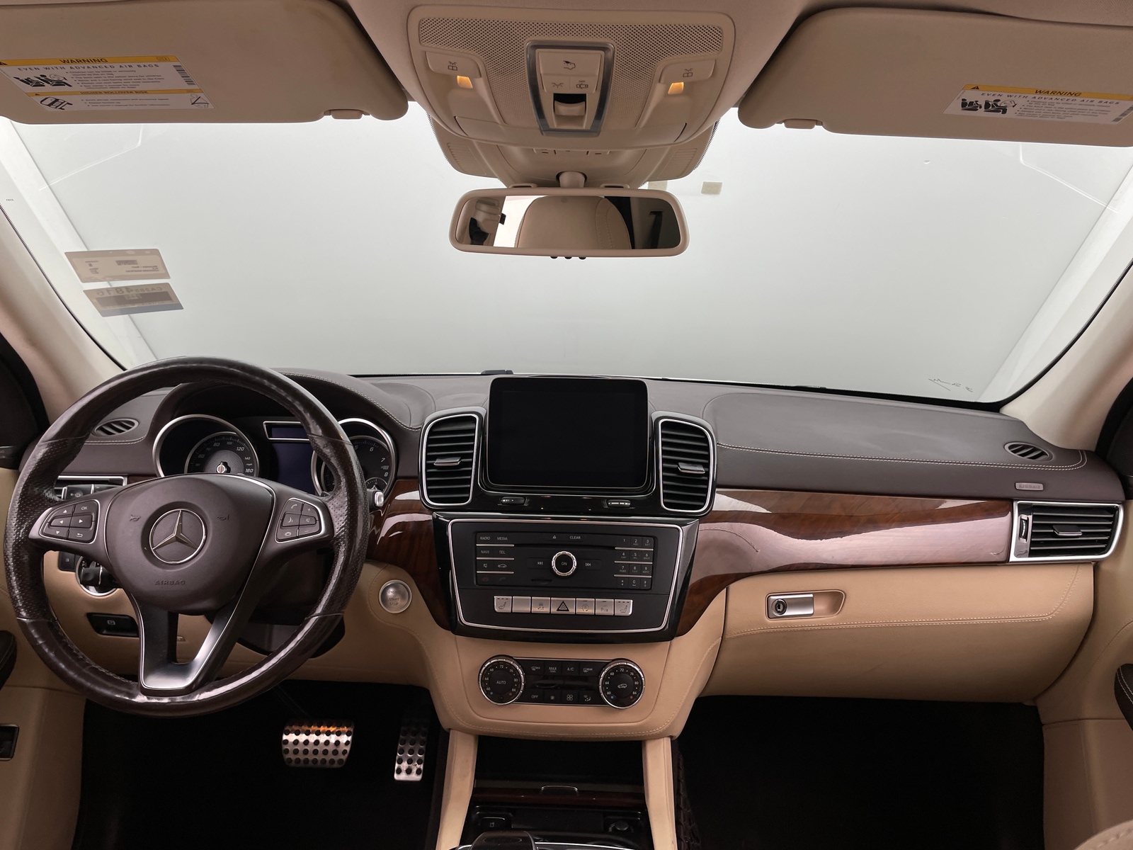 Thumbnail: 2017 Mercedes-Benz GLE - 2
