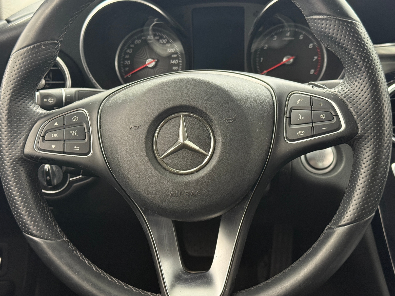 Thumbnail: 2016 Mercedes-Benz C-Class - 4