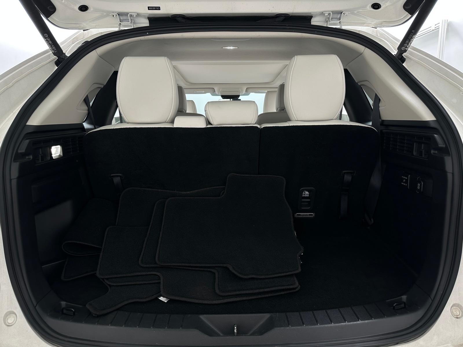 Thumbnail: 2024 Mazda CX-90 - 6